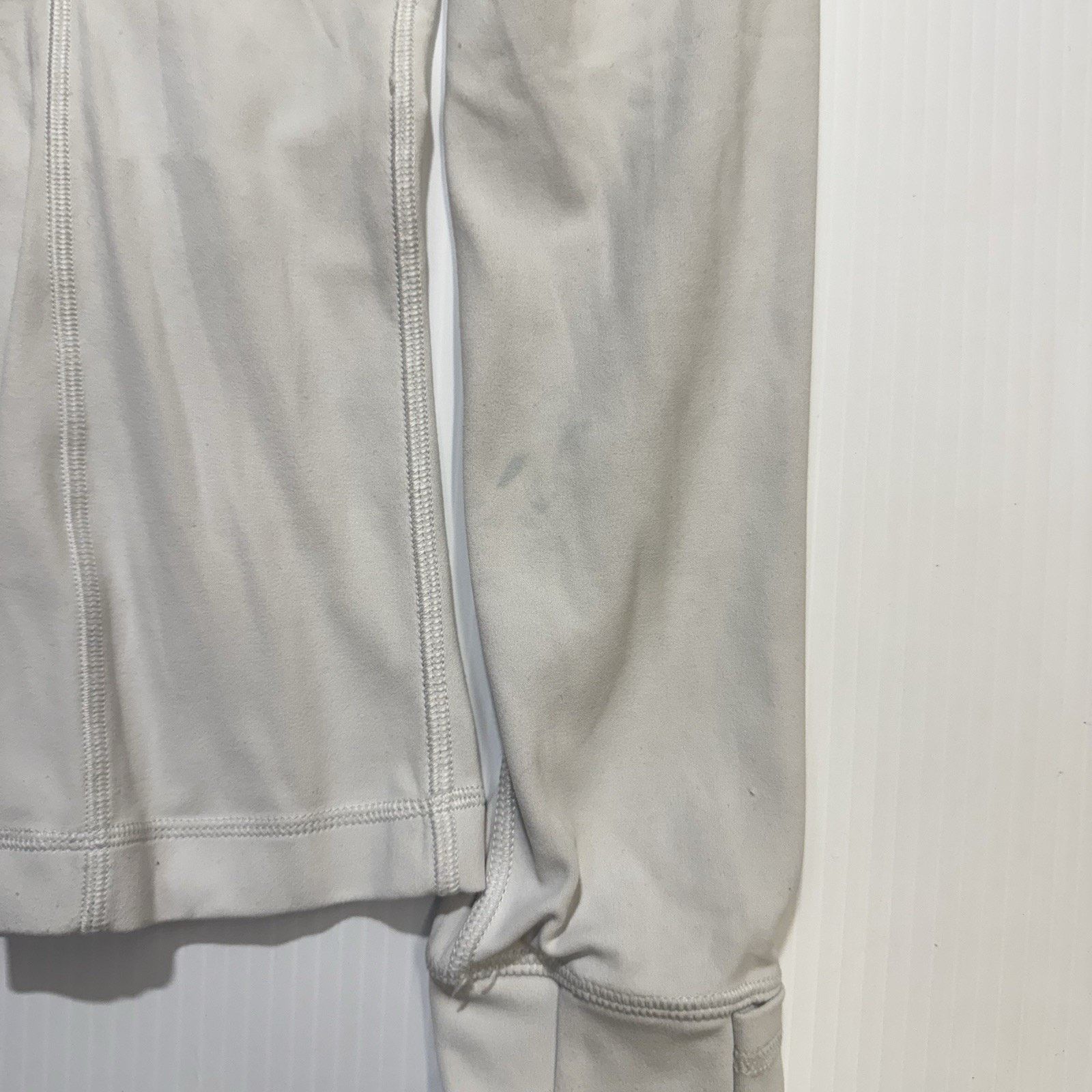 Lululemon Lululemon Women’s Define Cropped Bone Jacket *LW3HJFS Sz 4 Size S / US 4 / IT 40 - 7 Thumbnail