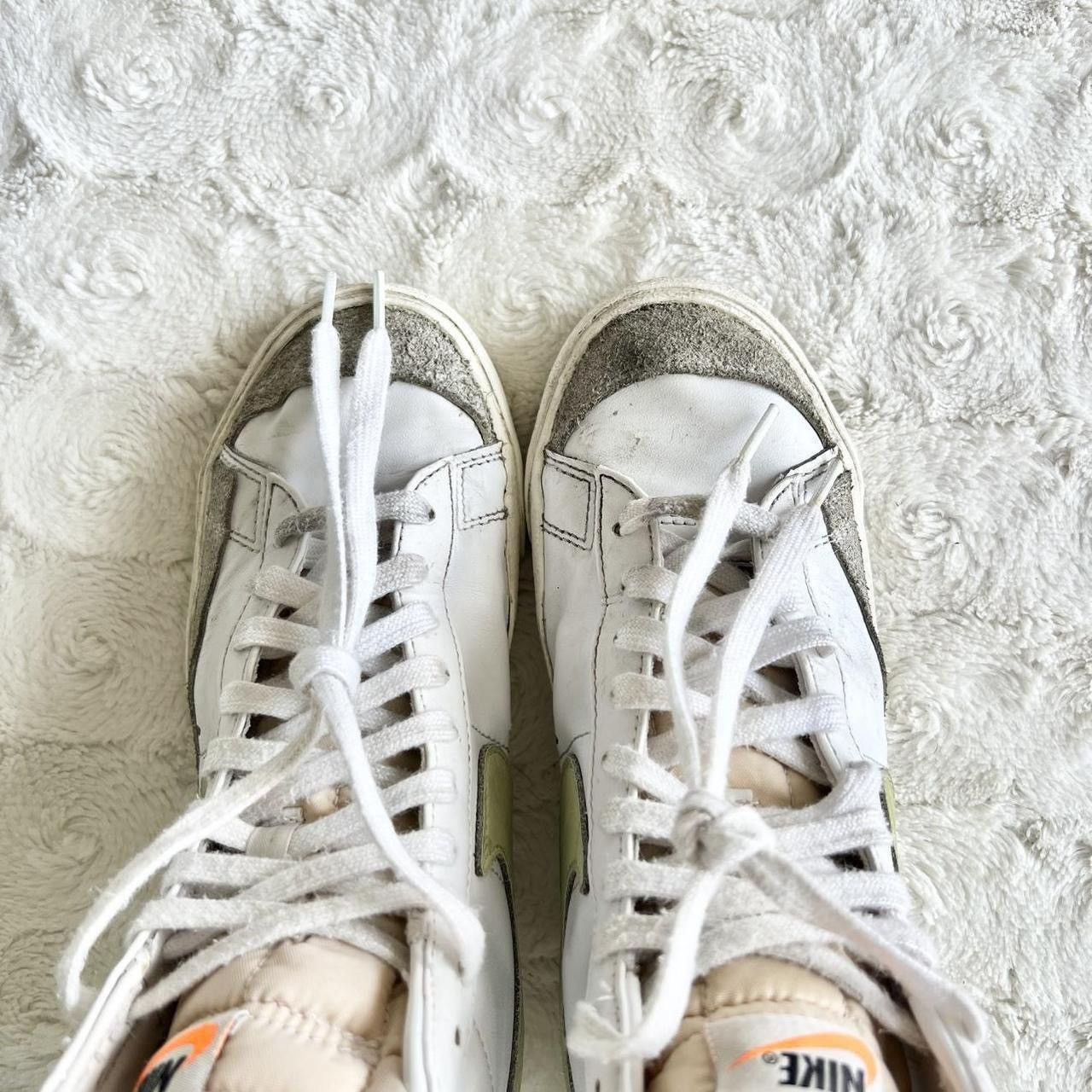 Nike Nike Blazer Mid ‘77 Sneakers Shoes Womens 9 White Volt *READ Size US 9 / IT 39 - 7 Thumbnail