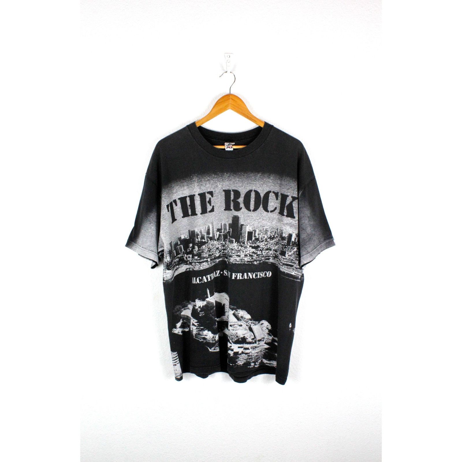 Vintage Vintage The Rock Alcatraz San Francisco Over Printed Tee 90s Size US XL / EU 56 / 4 - 1 Thumbnail