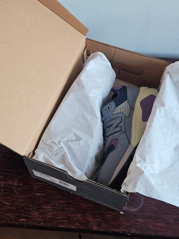 New Balance New Balance 580 44 Size US 11 / EU 44 - 4 Thumbnail