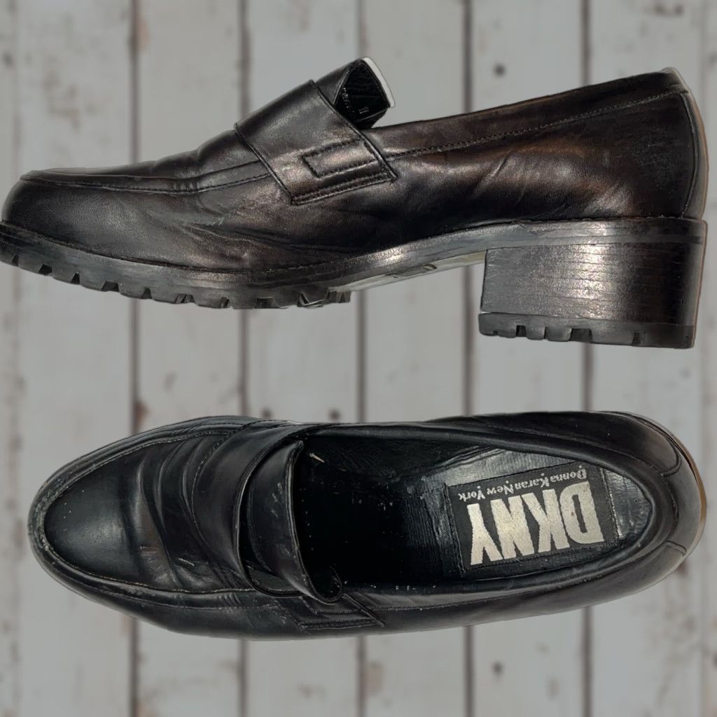 DKNY VINTAGE DKNY BLACK LEATHER Chunky HEEL LOAFERS Women 11B Slip On Y2K Brazil Non Slip Treads Almond Toe Block Heel Loafers Size US 11 / IT 41 - 1 Thumbnail