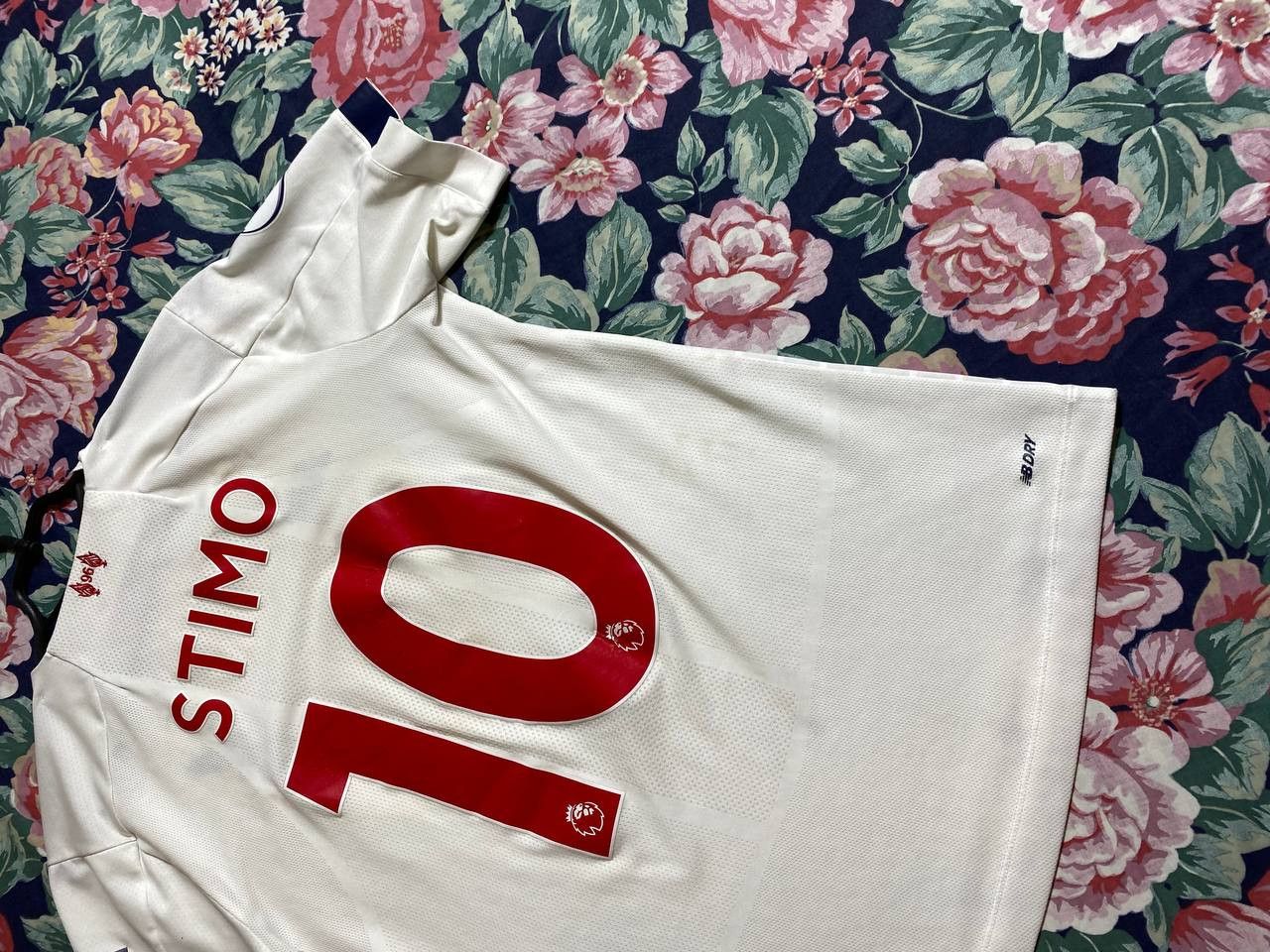 New Balance New Balance Virgil Liverpool Home football shirt 2019 - 2020 Size US M / EU 48-50 / 2 - 14 Thumbnail