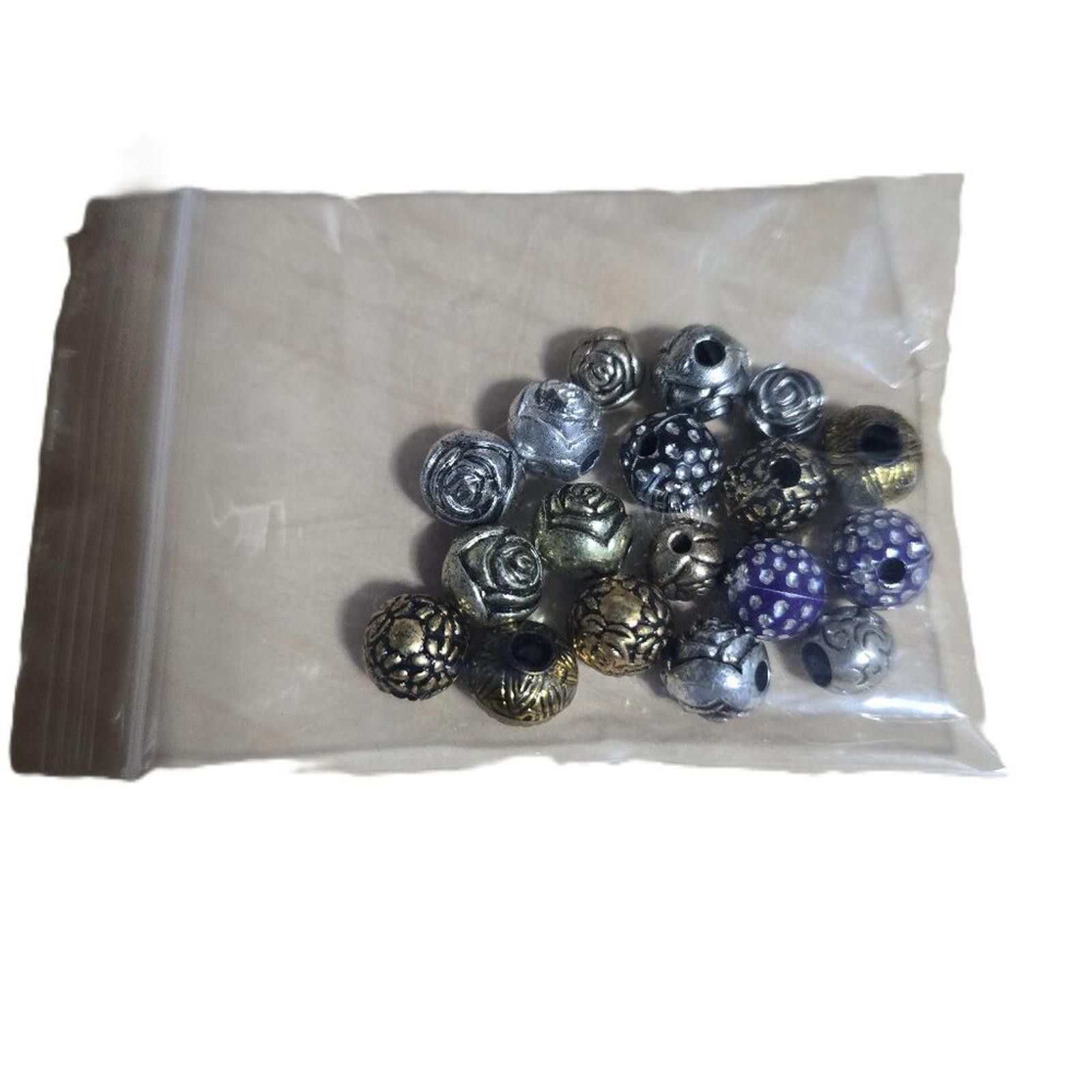 Other Jewelry Making or Craft Beads Metal Alloys Glass or Acrylic Size ONE SIZE - 2 Thumbnail