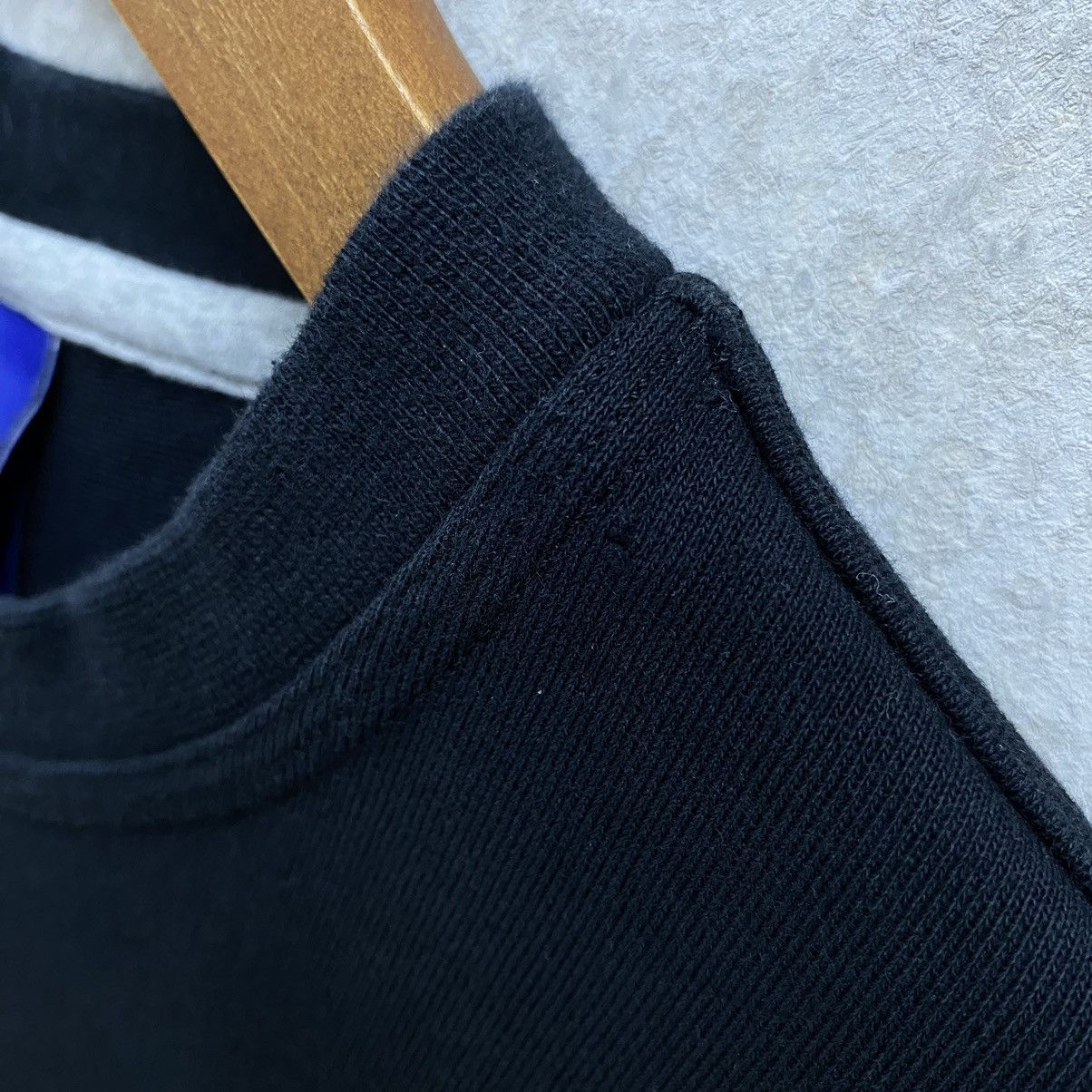 Nike Vintage Nike Small Swoosh Sweatshirt Black Embroidered Logo Size US S / EU 44-46 / 1 - 8 Thumbnail