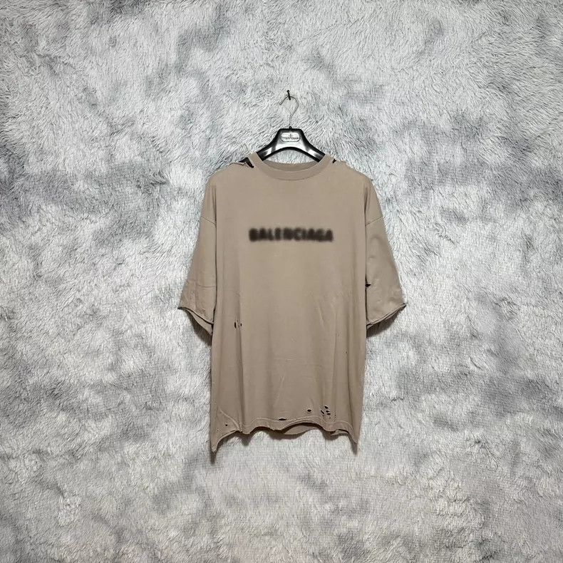 Balenciaga Balenciaga Blur Mosaic Short Sleeve T-Shirt Khaki Size US XS / EU 42 / 0 - 1 Thumbnail