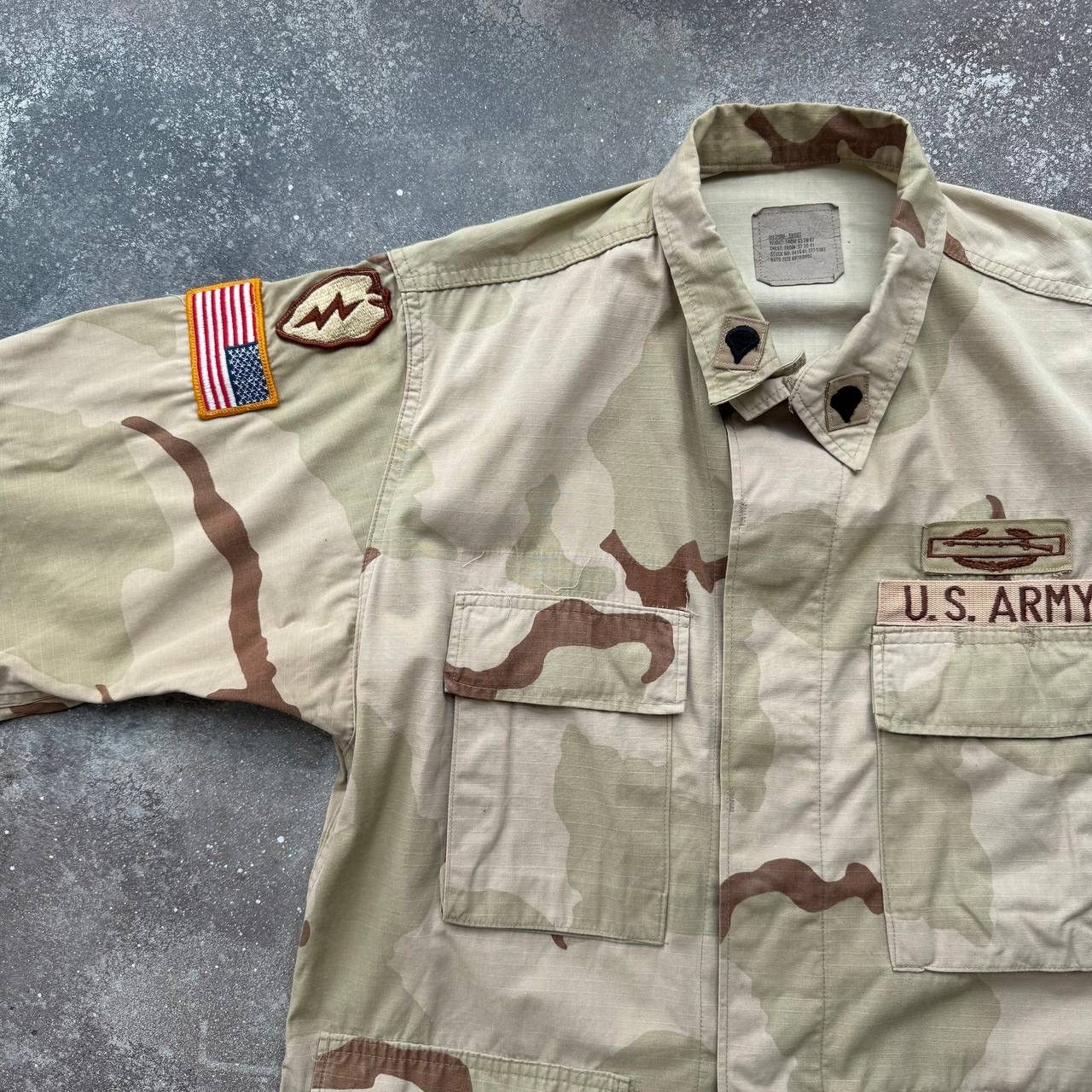Vintage 1990s US Army 25th Infantry Division Military Jacket Size US M / EU 48-50 / 2 - 3 Thumbnail