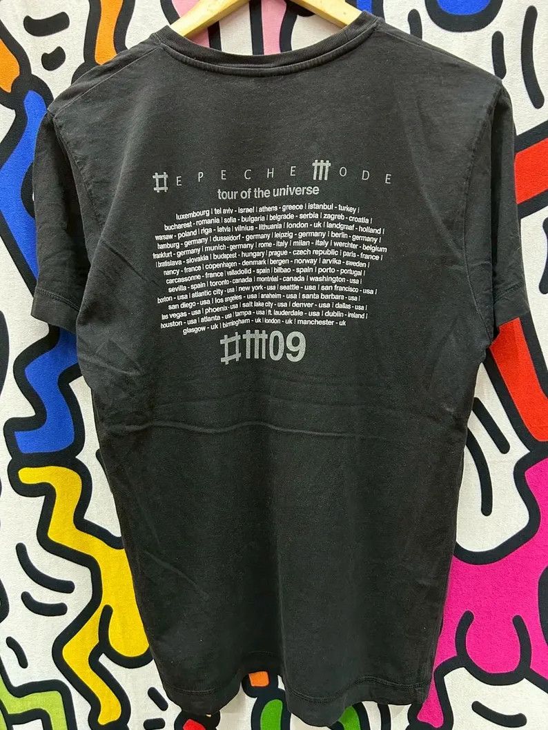 Vintage Vintage 2000s Depeche Mode tshirt size M 2-side Size US M / EU 48-50 / 2 - 3 Thumbnail