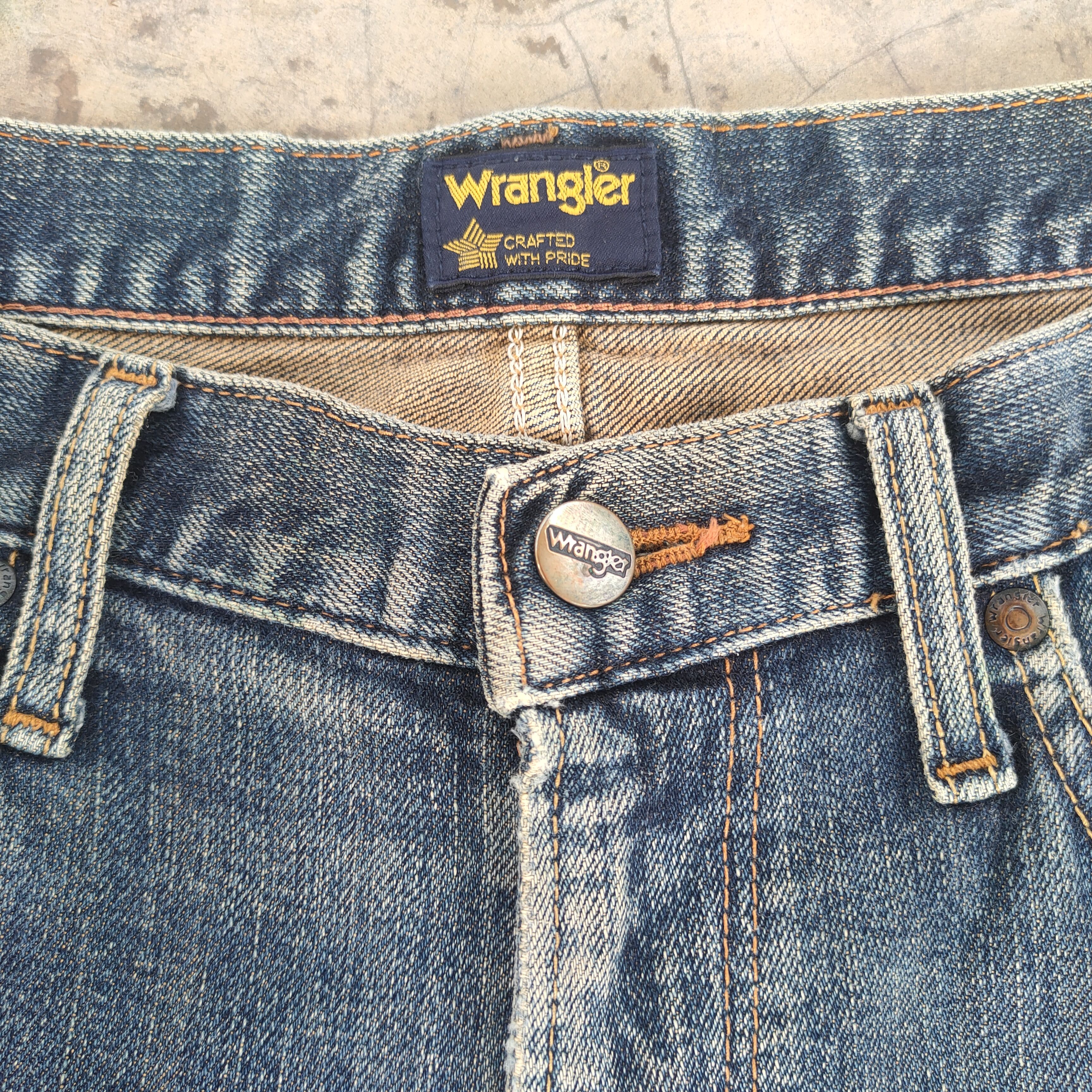Wrangler W36 Vtg wrangler Faded distressed jeans denim pants Size US 35 - 5 Thumbnail
