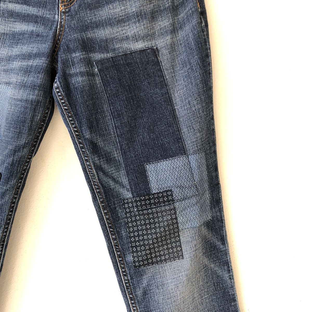 Old Navy OLD NAVY Distressed Patchwork Skinny Jeans Size 30" / US 8 / IT 44 - 6 Thumbnail