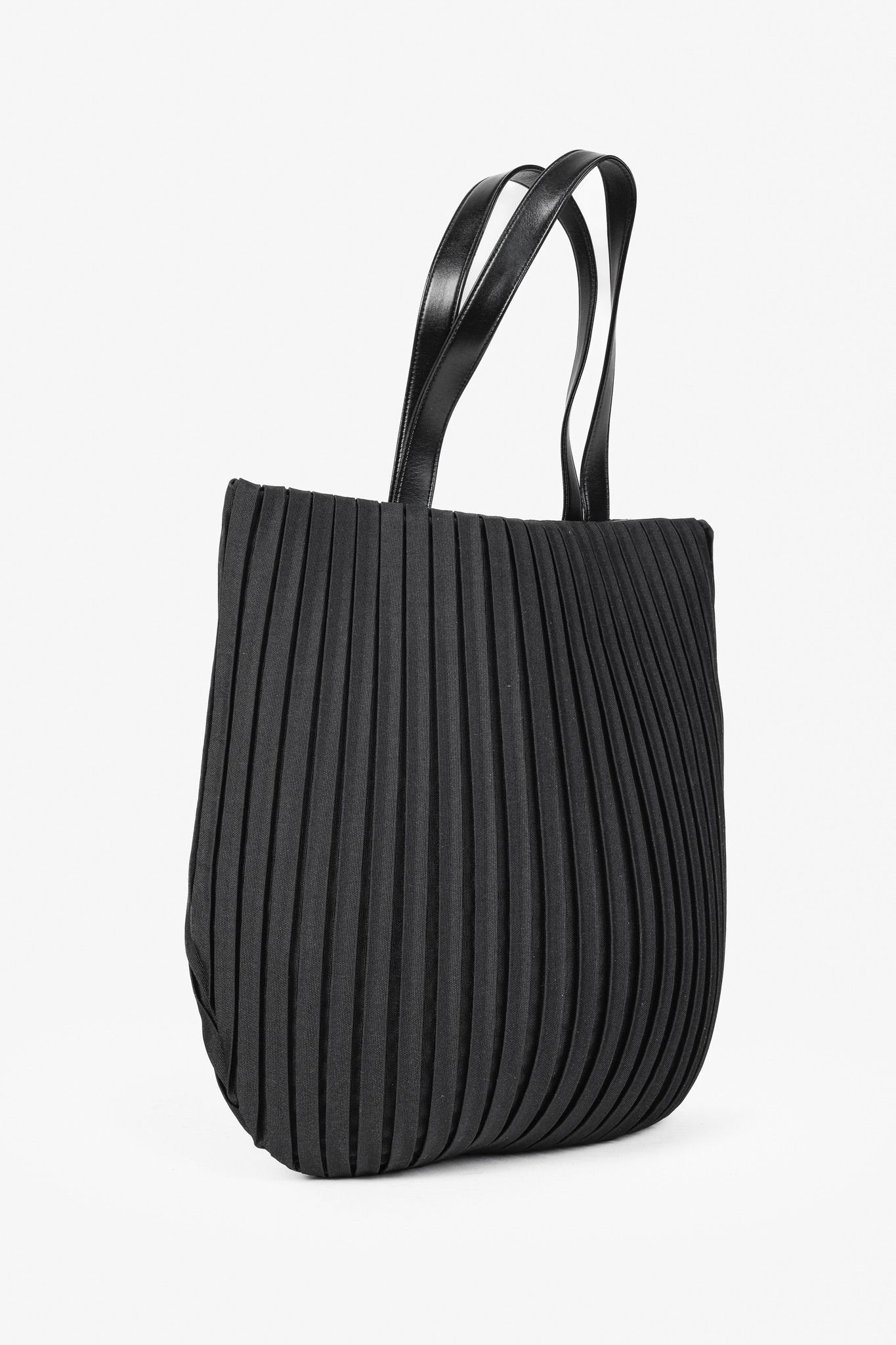 Issey Miyake Issey Miyake Pleats Please Black U Tote Bag Size ONE SIZE - 2 Thumbnail