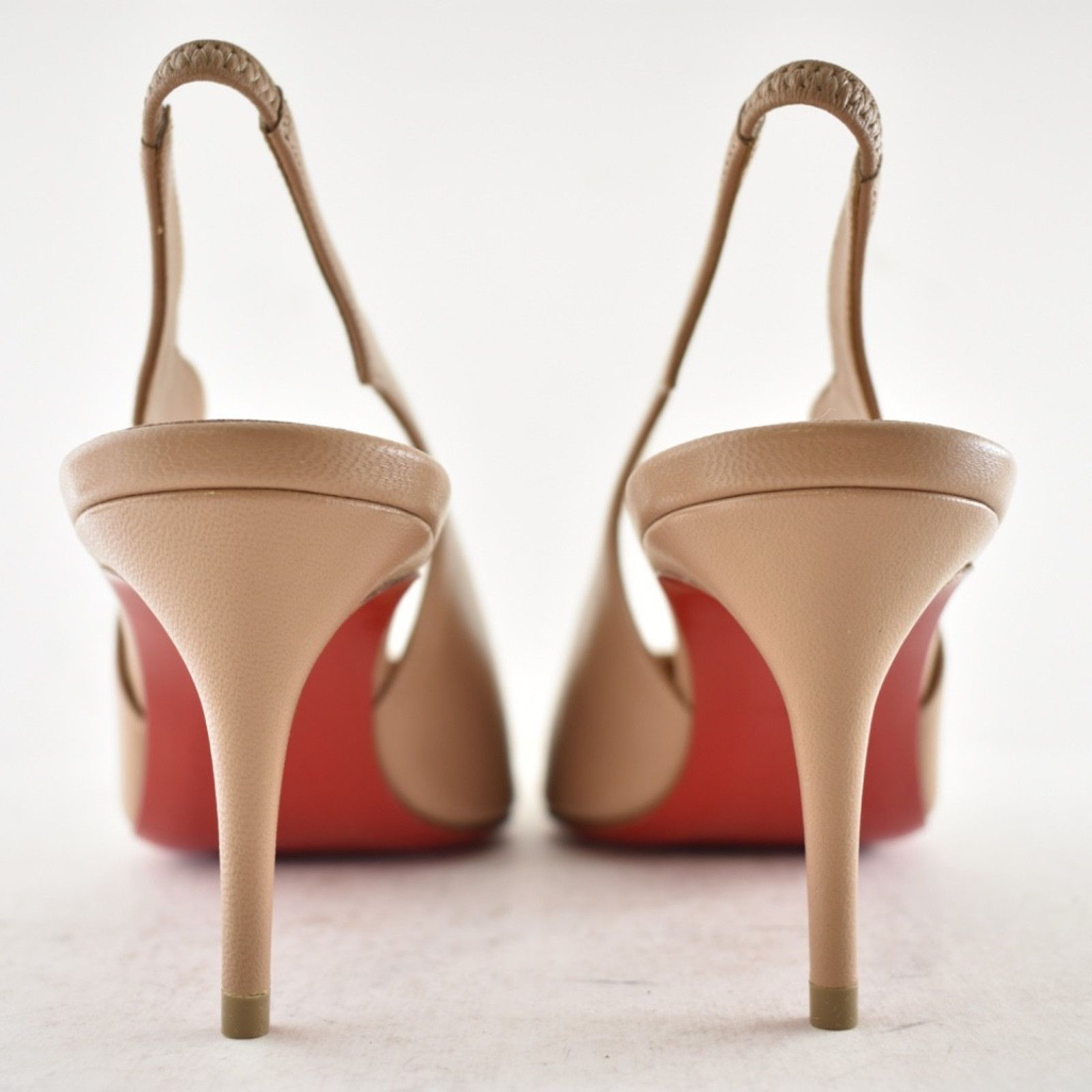 Christian Louboutin Christian Louboutin Hot Chick Sling 70 Nude Nappa Pump 38 Size US 8 / IT 38 - 10 Thumbnail