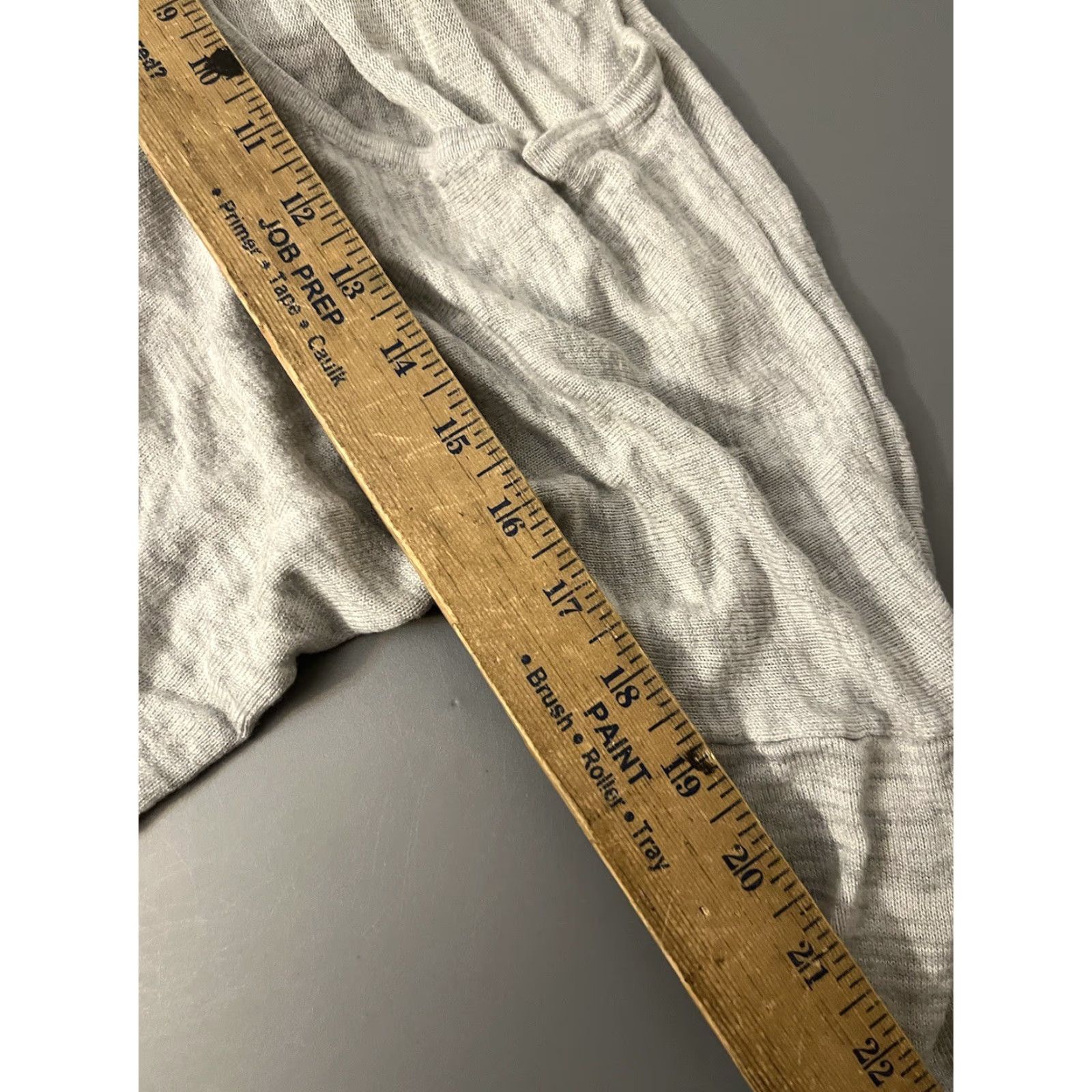 Express Express Gray Sweater 3/4 Sleeve with White Blouse Bottom Size S Size S / US 4 / IT 40 - 5 Thumbnail