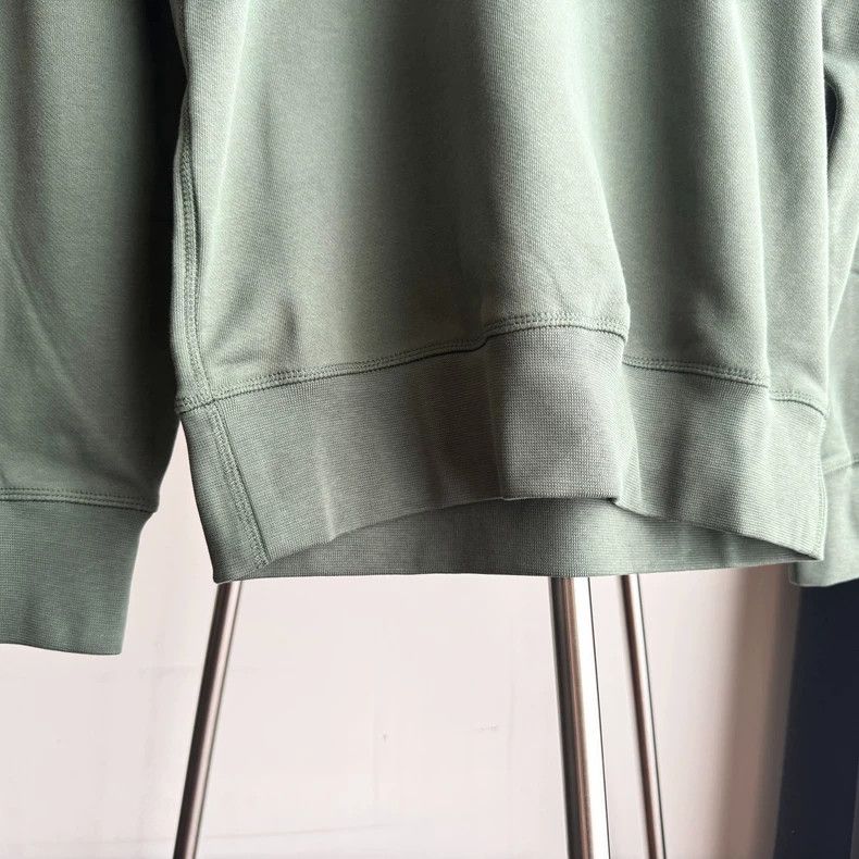 Alexander McQueen Alexander Mcqueen Standard seal sweatshirt Size US S / EU 44-46 / 1 - 6 Thumbnail