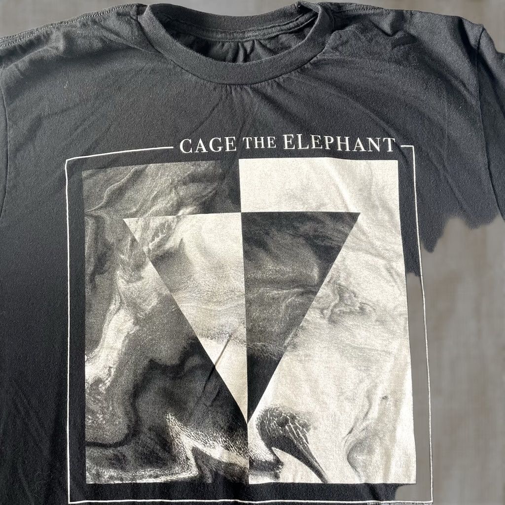 Vintage Cage The Elephant Men’s L T-Shirt Rock Pop 2016 Tell Me I’m Pretty Matt Shultz Black Mens Size US L / EU 52-54 / 3 - 1 Thumbnail