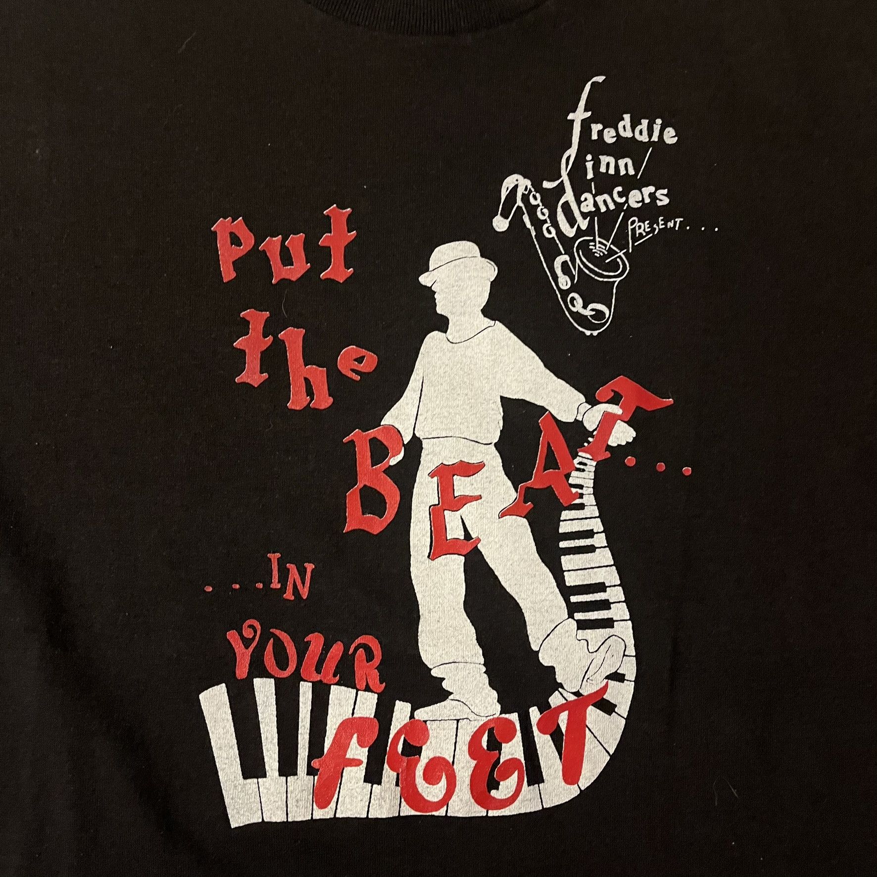 Vintage VTG 80s Put the Beat in Your Feet Single Stitched Tee Size US L / EU 52-54 / 3 - 4 Thumbnail