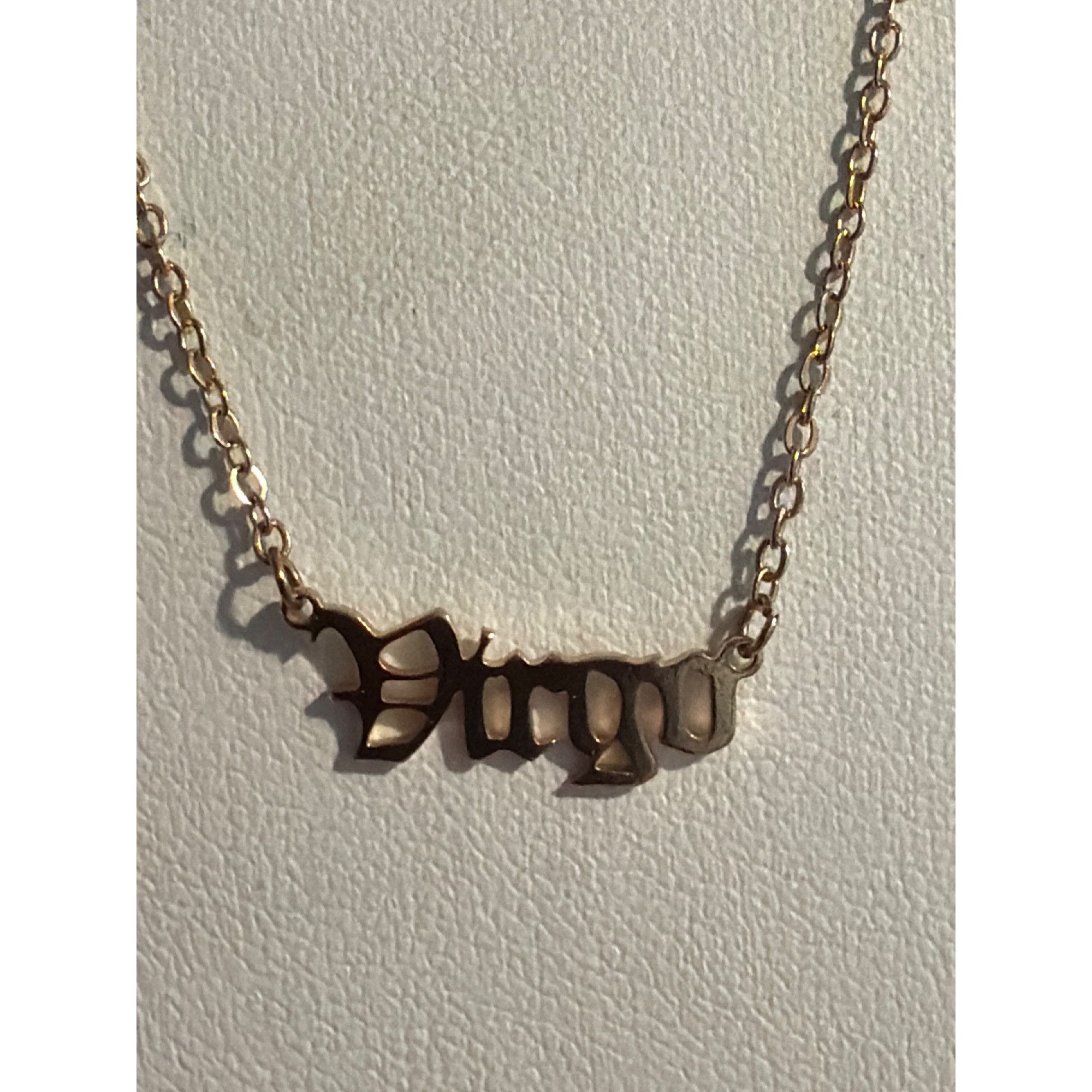Other Dainty Gold Tone Necklace Virgo Pendant Script Claire's Zodi Size ONE SIZE - 2 Thumbnail