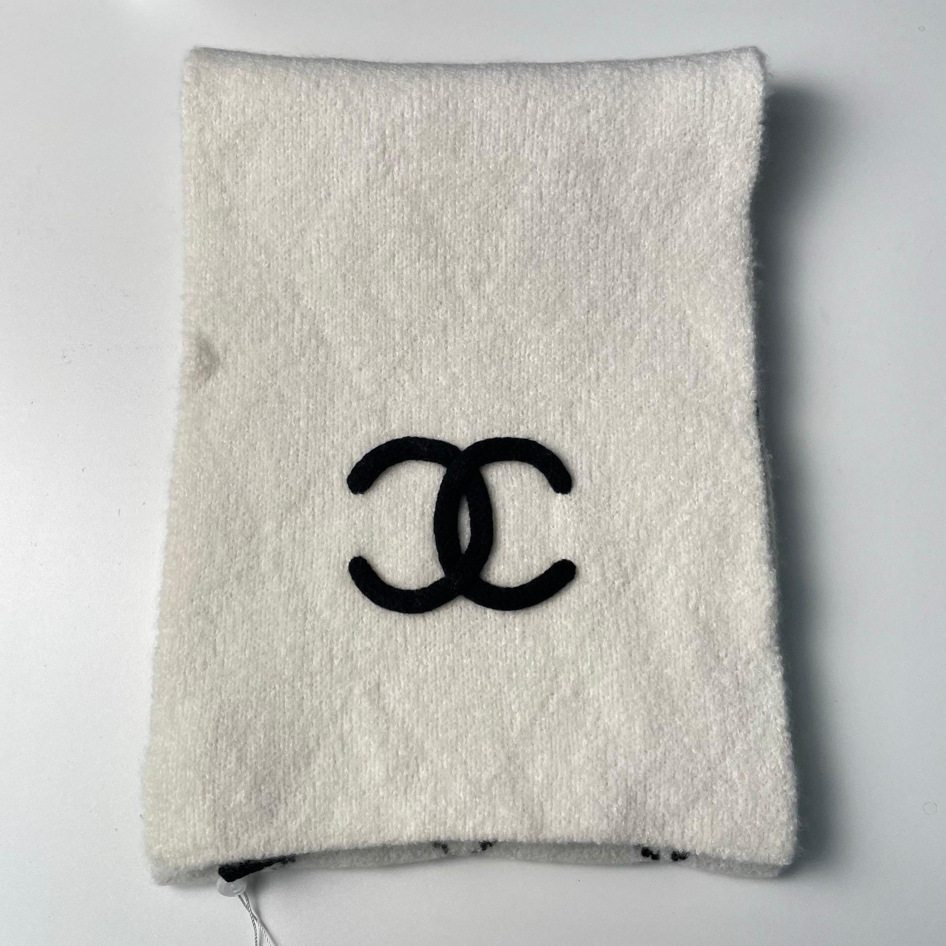 Chanel Chanel Double C Cashmere Logo Scarf Size ONE SIZE - 1 Thumbnail