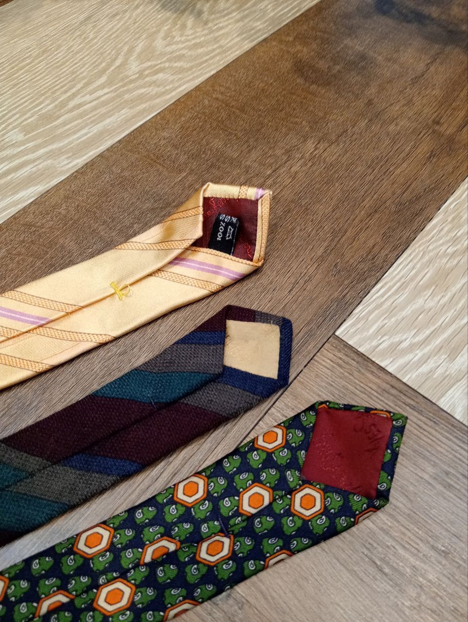 Yves Saint Laurent YVES SAINT LAURENT + SALVATORE FERRAGAMO + YSL TIES Size ONE SIZE - 6 Thumbnail