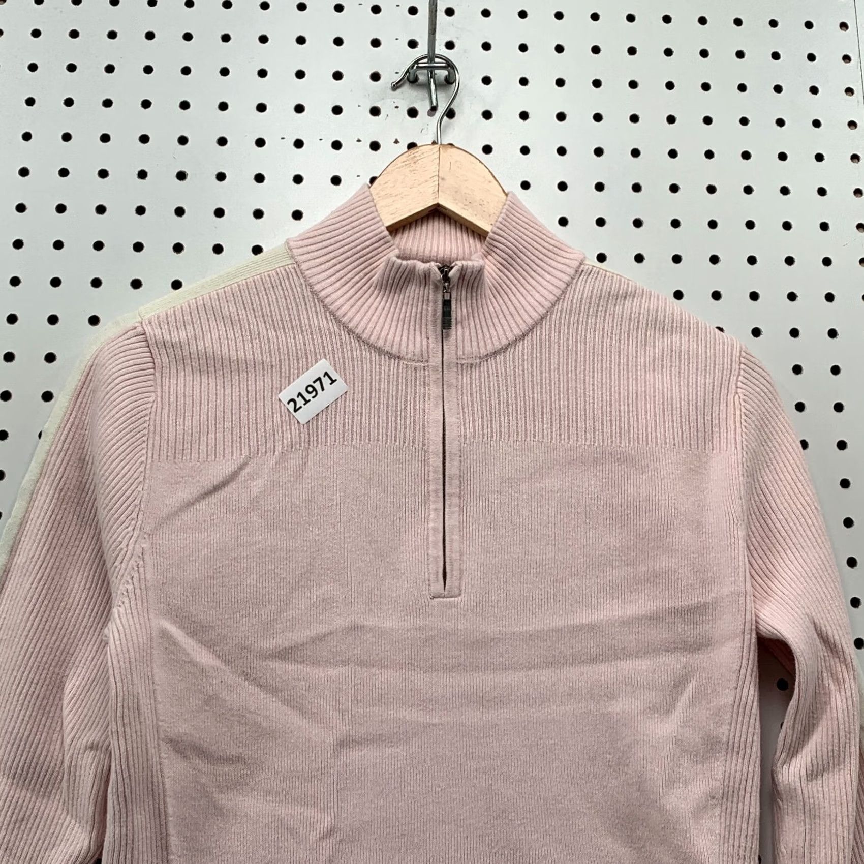 Tommy Hilfiger Tommy Hilfiger 1/4 Zip Pullover Sweater Womens Large Spell Out Long Sleeve Pink 18x24 Mens/Womens Size L / US 10 / IT 46 - 3 Thumbnail