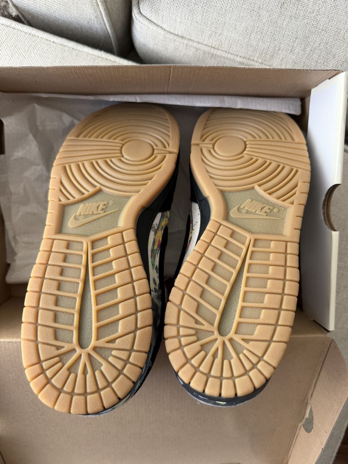 Nike × Supreme Supreme Nike SB Dunk Low “Rammellzee” Size 10.5 Size US 10.5 / EU 43-44 - 4 Thumbnail
