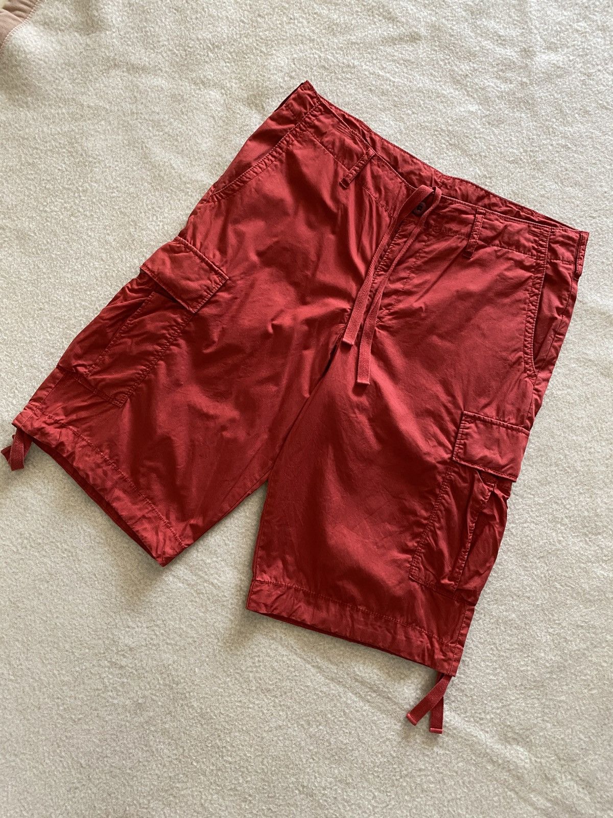Uniqlo Uniqlo Baggy Cargo Shortpants W32 Size US 32 / EU 48 - 2 Thumbnail