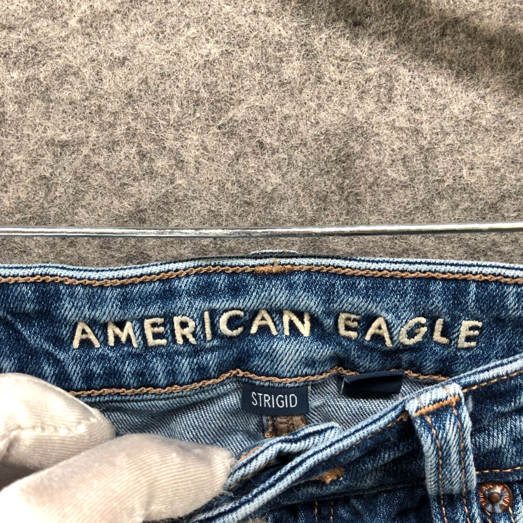 American Eagle Outfitters American Eagle Mom Jeans Womens 00P Short Raw Hem Medium Wash Denim Relaxed Fit Size 24" / US 00 / IT 34 - 5 Thumbnail
