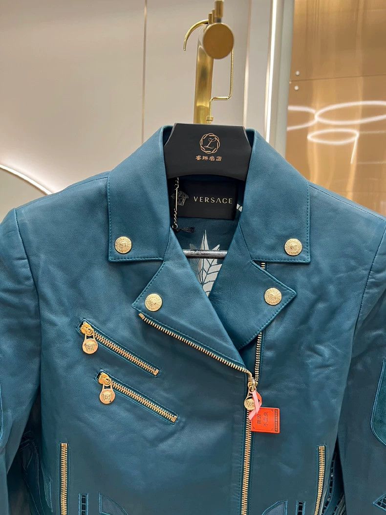 Versace Versace cropped jackets Size S / US 4 / IT 40 - 2 Thumbnail