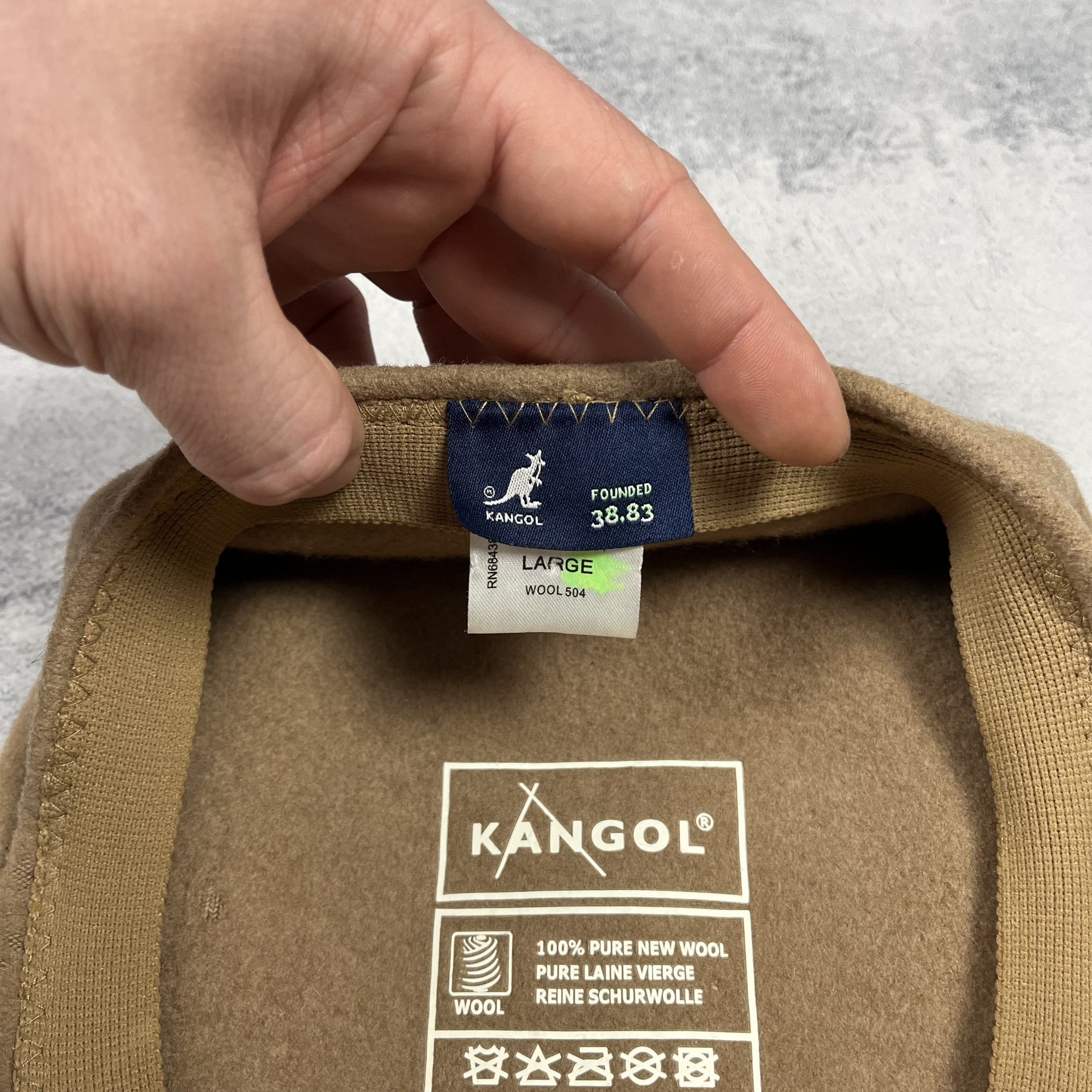 Kangol Ladies Kangol 100% Wool Flat Cap Beige Size ONE SIZE - 5 Thumbnail