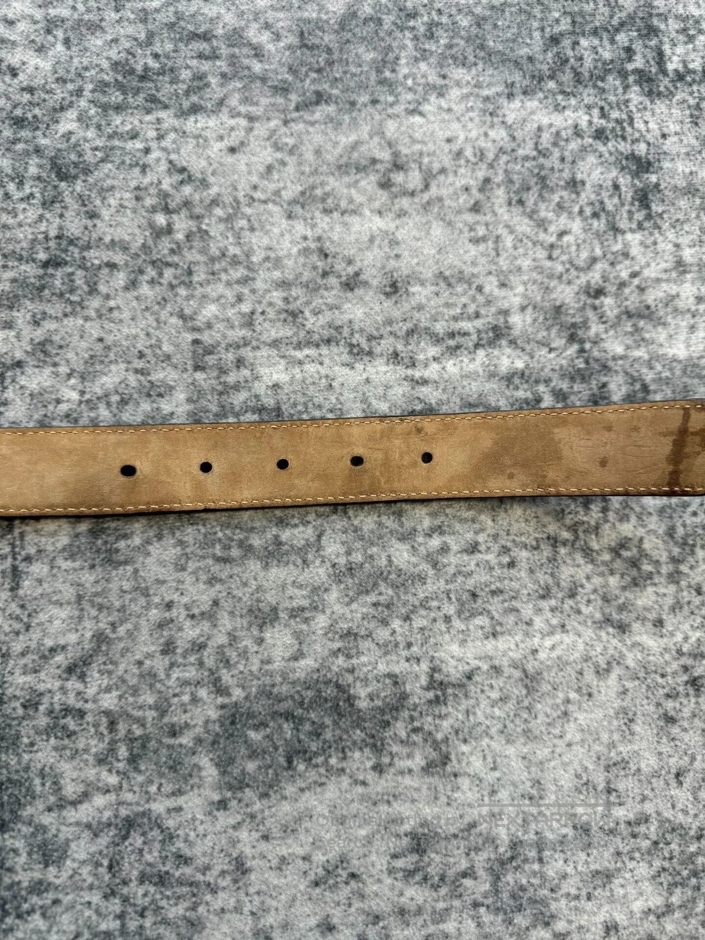 Gucci gucci crocodile leather belt with silver buckle. Size ONE SIZE - 4 Thumbnail