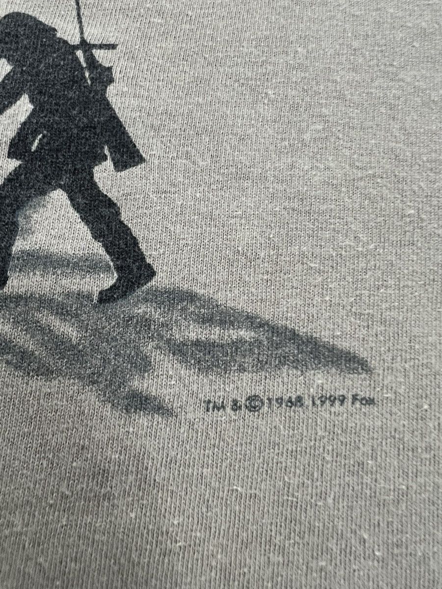 Vintage Vintage Planet Of The Apes T-Shirt Size US L / EU 52-54 / 3 - 3 Thumbnail