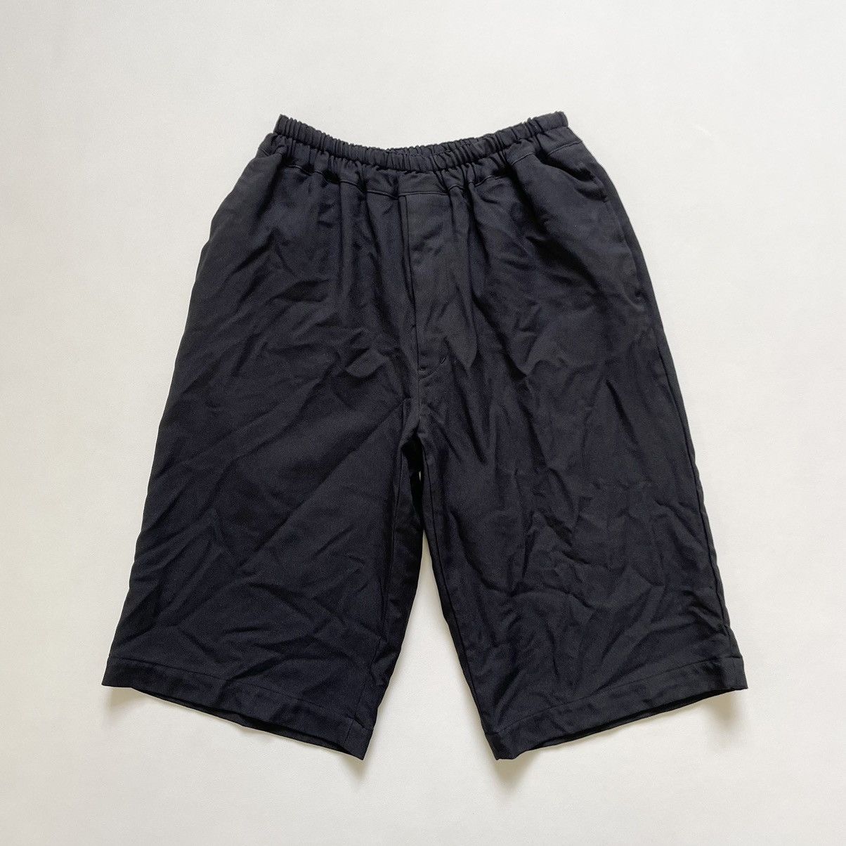 Comme des Garcons Black Boxy Fit Tech Twill Shorts Size US 32 / EU 48 - 1 Thumbnail