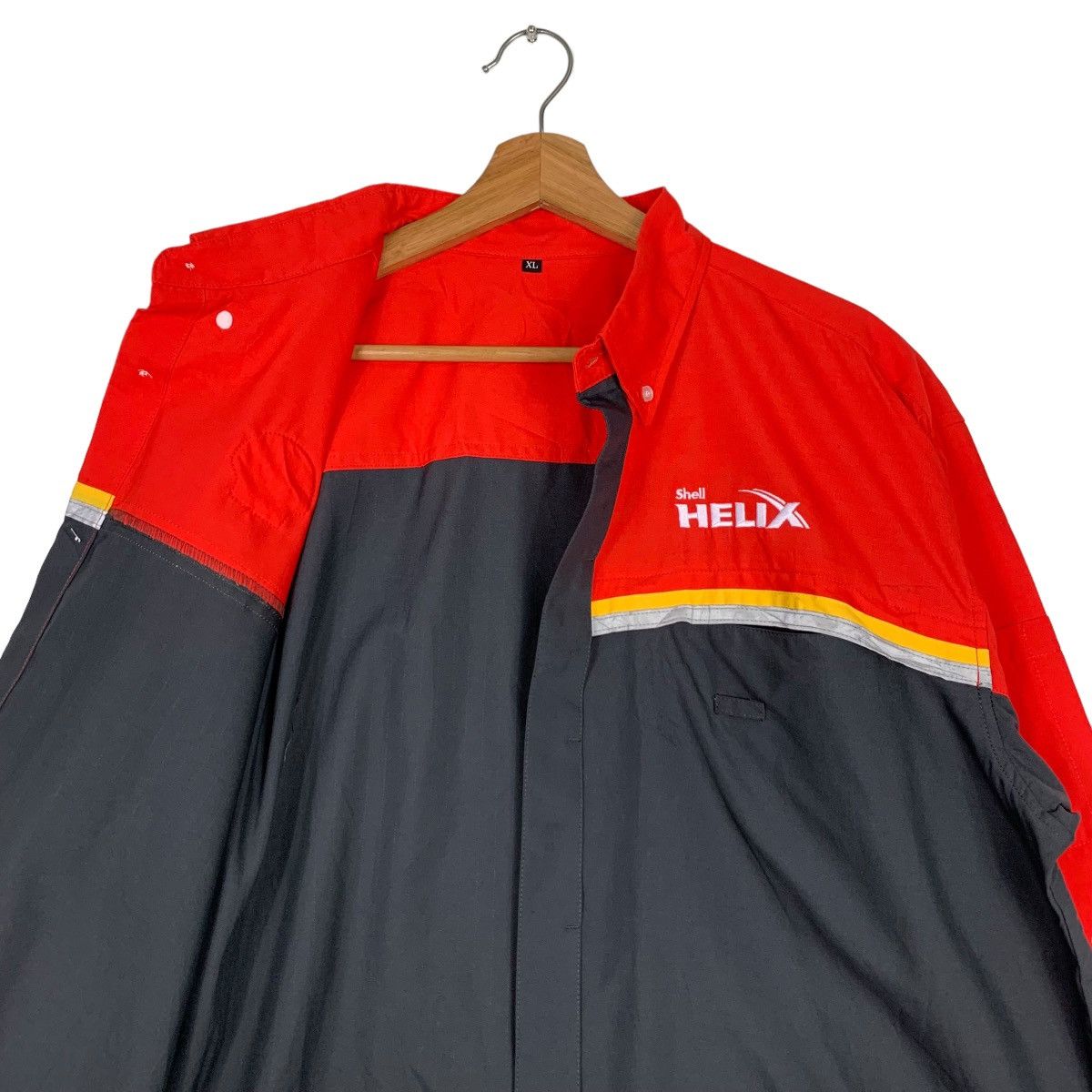 Other SHELL HELIX EMBROIDERY LOGO BUTTON UP SHIRT #0193-C10 Size US XL / EU 56 / 4 - 12 Thumbnail