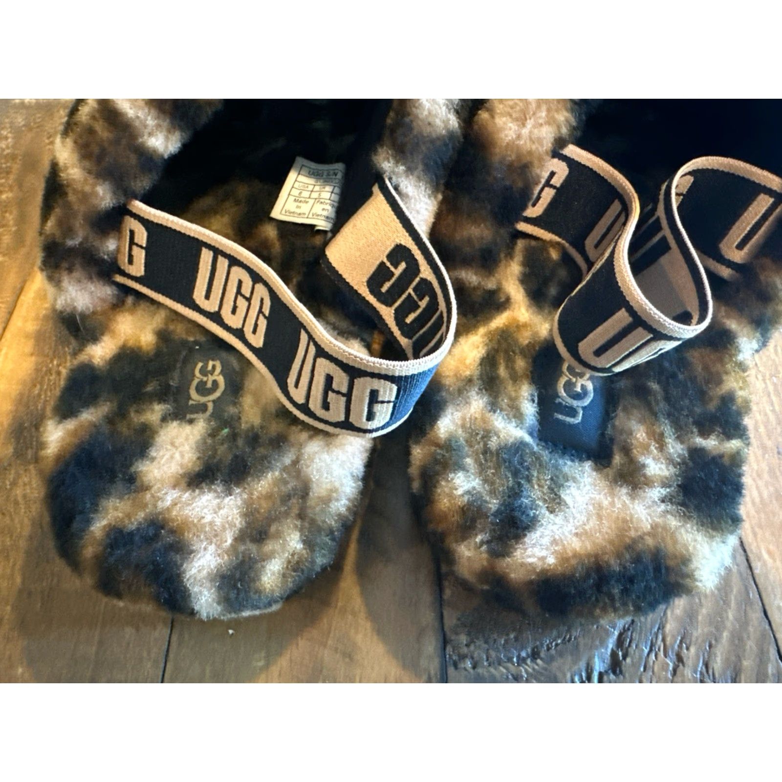 Ugg VINTAGE UGG Slipper Women Leopard Fluff Yeah Animal Print Slipper 6 Brown Sheepskin Wool Rubber Comfort Cushioned Slip On Slides Size US 6 / IT 36 - 5 Thumbnail