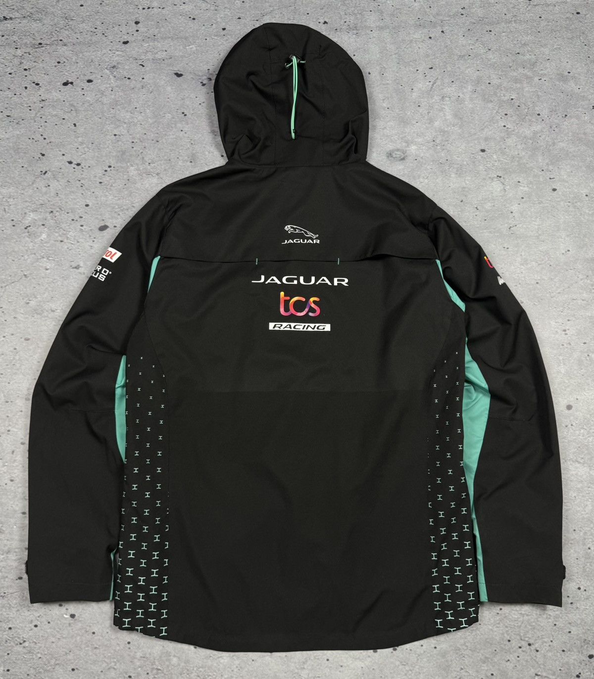 Formula 1 Jaguar Tcs Racing F1 Team Jacket Size M Size US M / EU 48-50 / 2 - 2 Thumbnail