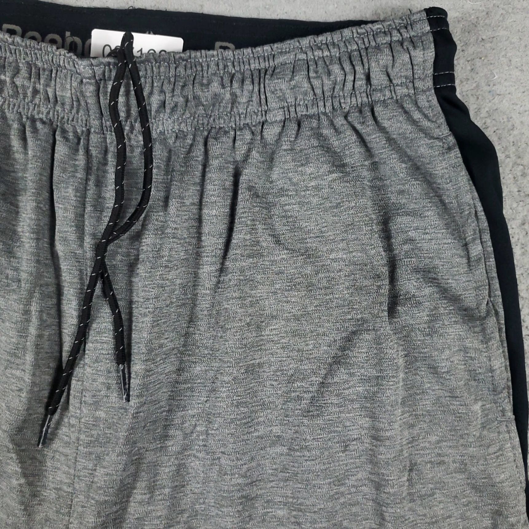Reebok Reebok Shorts Mens Size Medium Gray Active Running Athletic Gym Size US 31 - 3 Thumbnail
