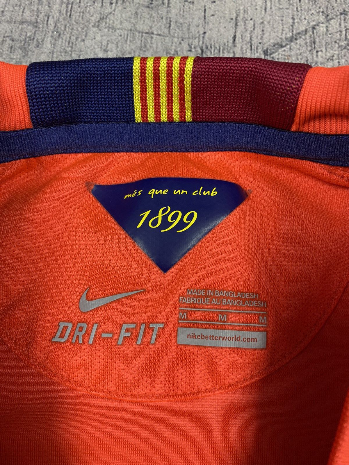 Nike Nike Barcelona Unicef Soccer Jersey Tee Size US M / EU 48-50 / 2 - 14 Thumbnail