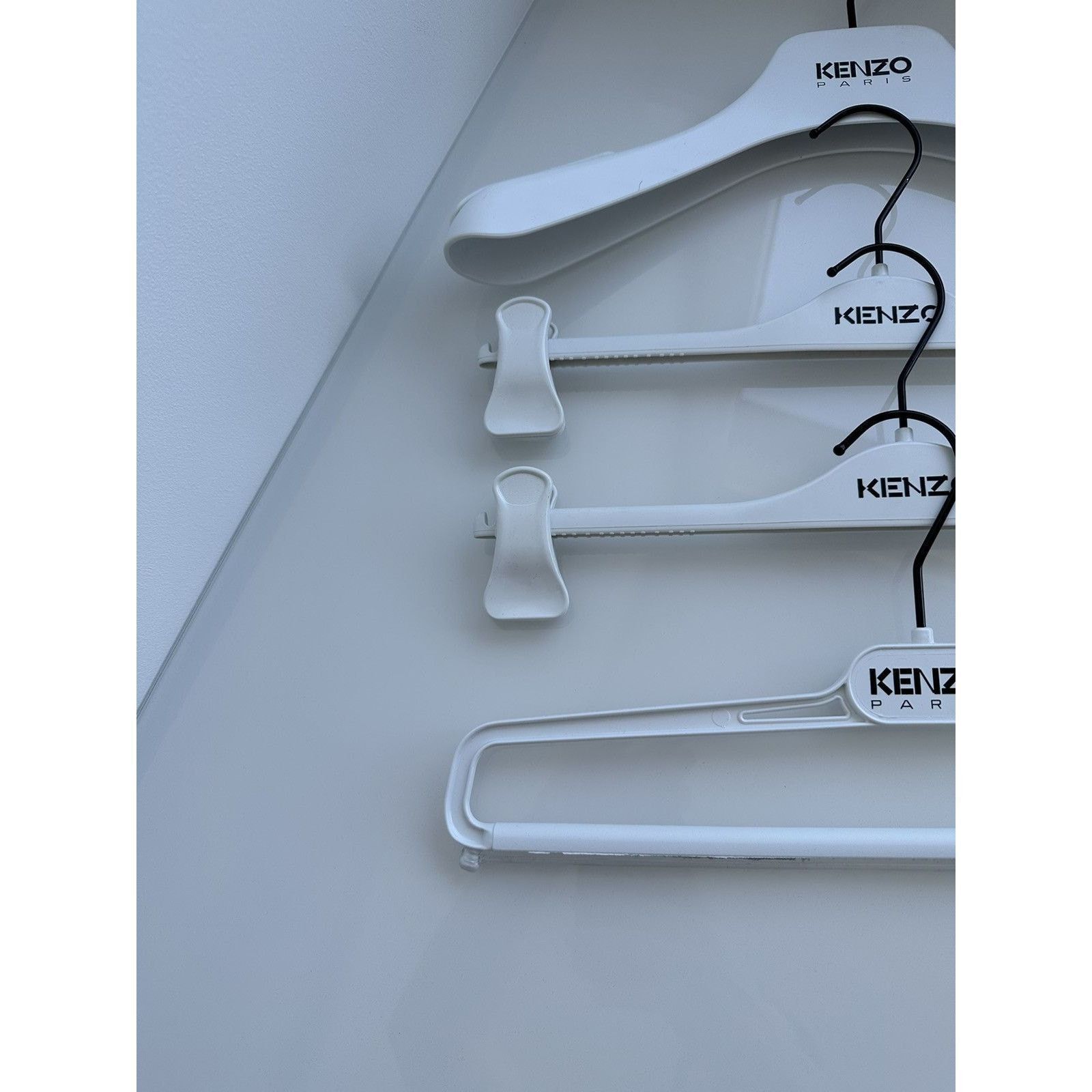 Kenzo Kenzo paris premium made in italy metal plastic white hanger Size ONE SIZE - 4 Thumbnail