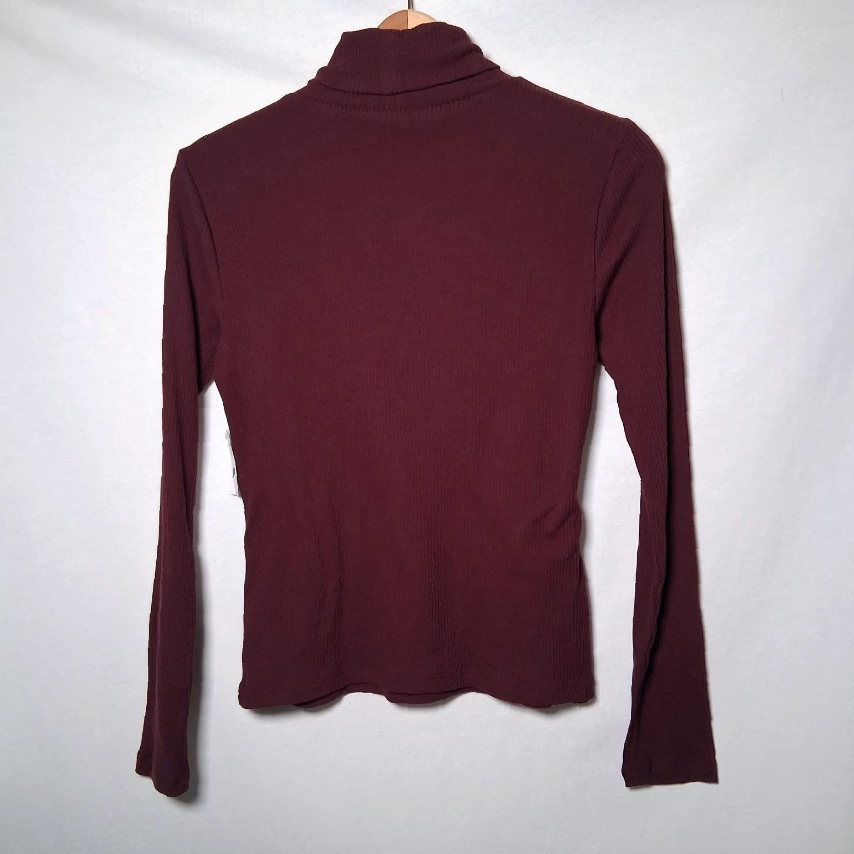 Old Navy Old Navy Shirt Women S Turtleneck Maroon Ribbed Knit Casual Pullover Knit Ribbed Turtleneck Raisin Arizona Classic Fall Winter Regular Women S Size S / US 4 / IT 40 - 2 Thumbnail