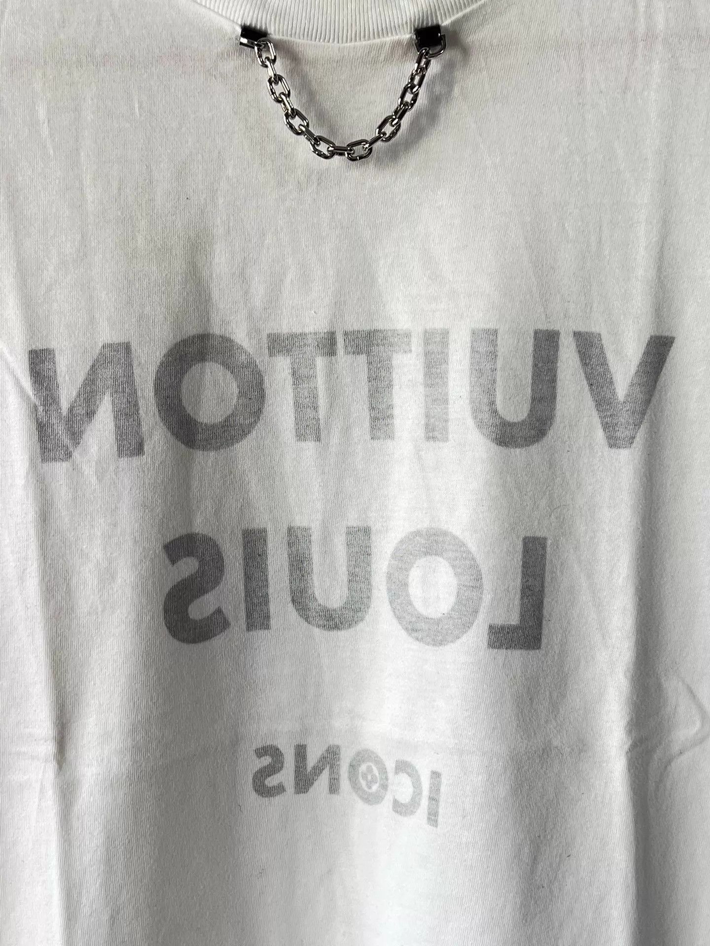 Louis Vuitton Louis Vuitton Chain Logo Short-Sleeve T-Shirt XS White Size XS / US 0-2 / IT 36-38 - 5 Thumbnail