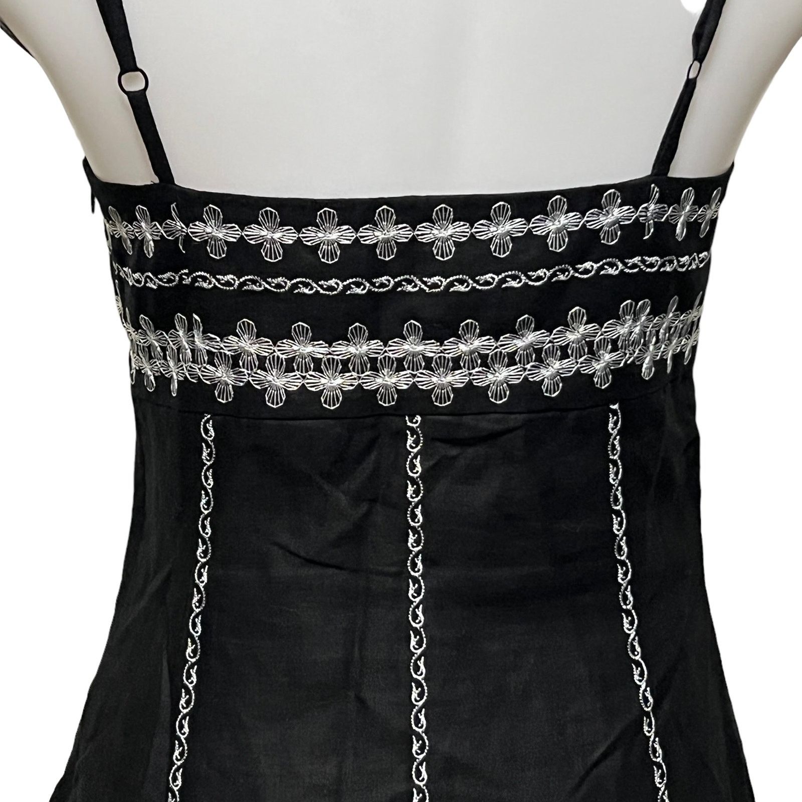 Ann Taylor Ann Taylor Black Embroidered Linen Dress Spaghetti Straps 4 Size S / US 4 / IT 40 - 9 Thumbnail
