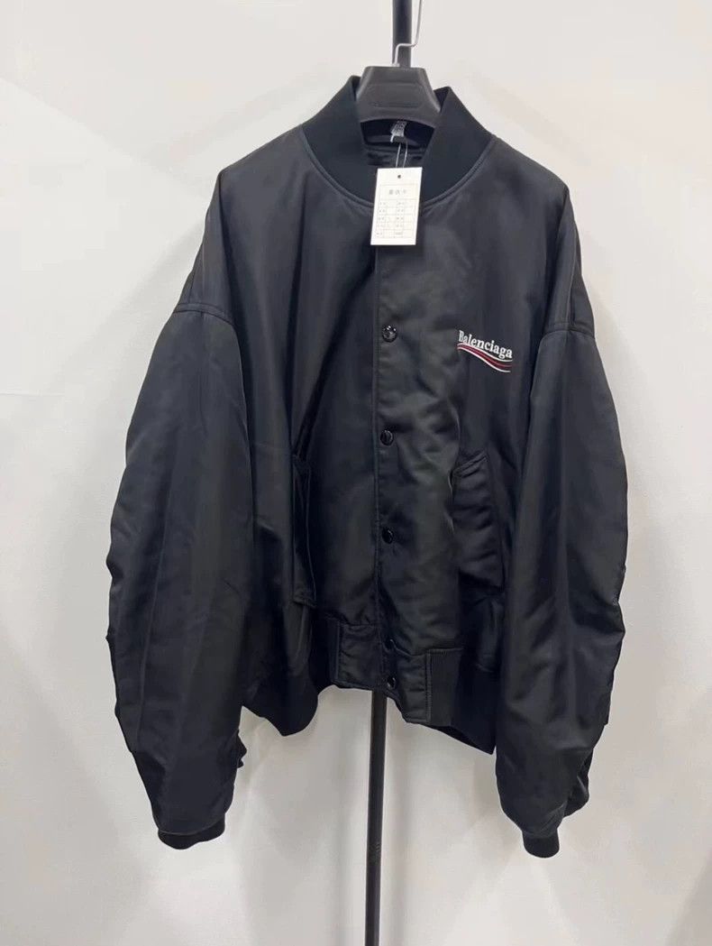 Balenciaga Balenciaga Letter Logo printed jacket with long sleeves Size US M / EU 48-50 / 2 - 1 Thumbnail
