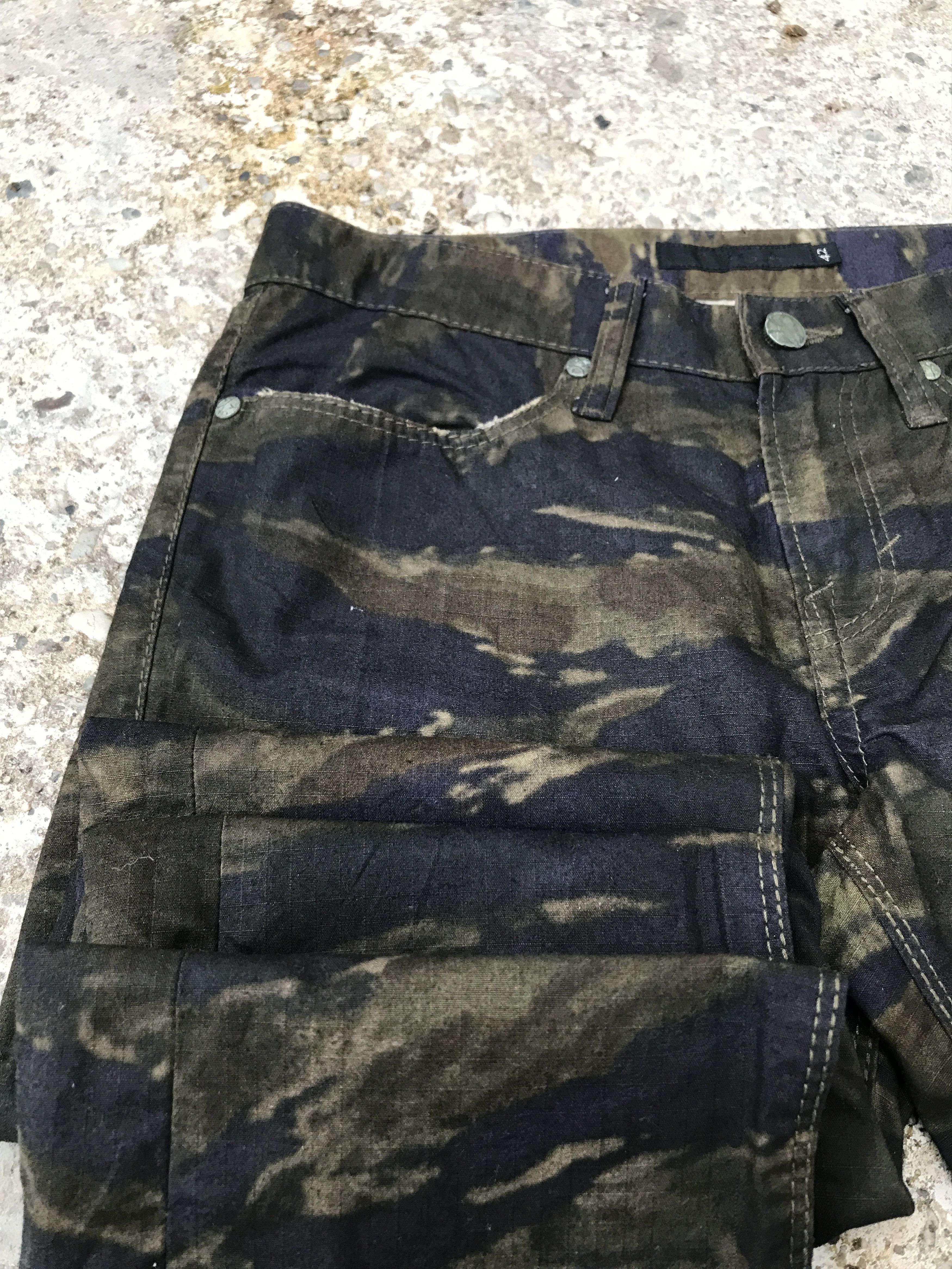 GOSTAR DE FUGA Fuga camo pant Size US 30 / EU 46 - 6 Thumbnail
