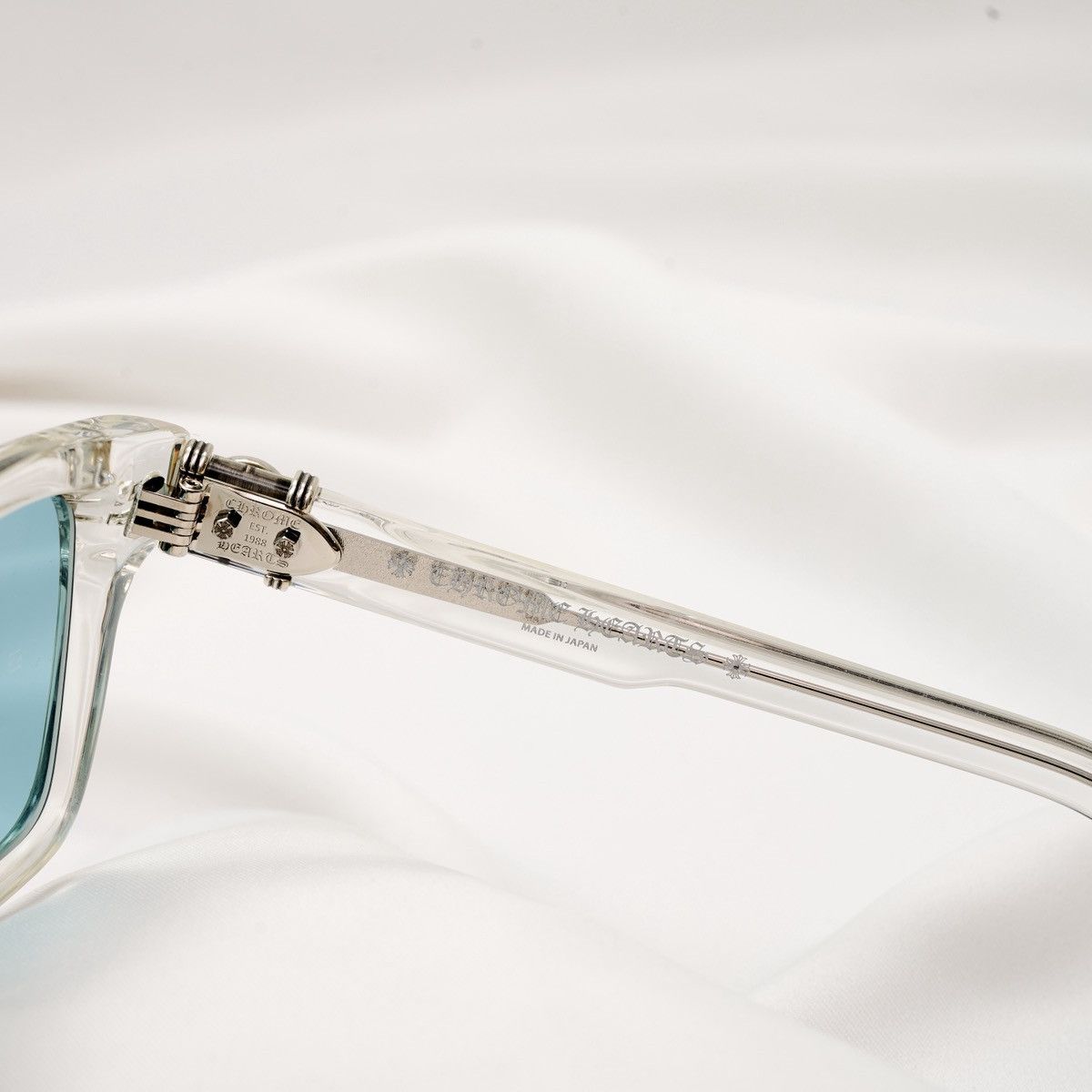 Chrome Hearts CHROME HEARTS HALLLAMANASS CRYSTAL SUNGLASSES Size ONE SIZE - 4 Thumbnail