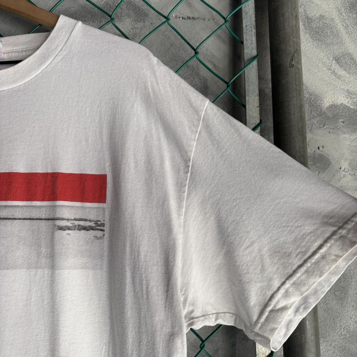 Other Vintage 2005 U2 Vertigo Rock Band White T-shirt Sz XL Size US XL / EU 56 / 4 - 4 Thumbnail