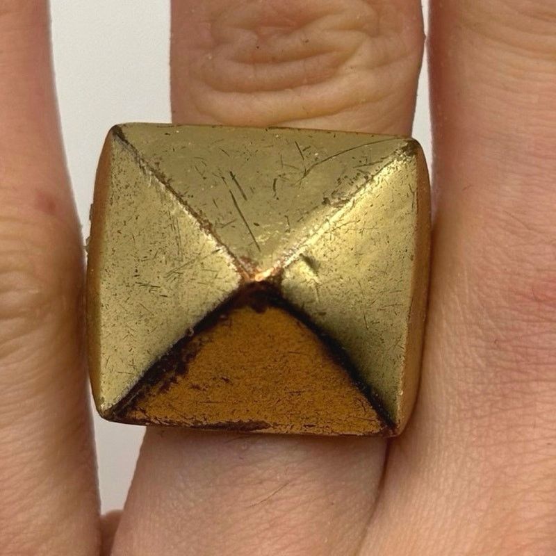 Other Vintage Gold Rockstud Ring Size ONE SIZE - 1 Thumbnail