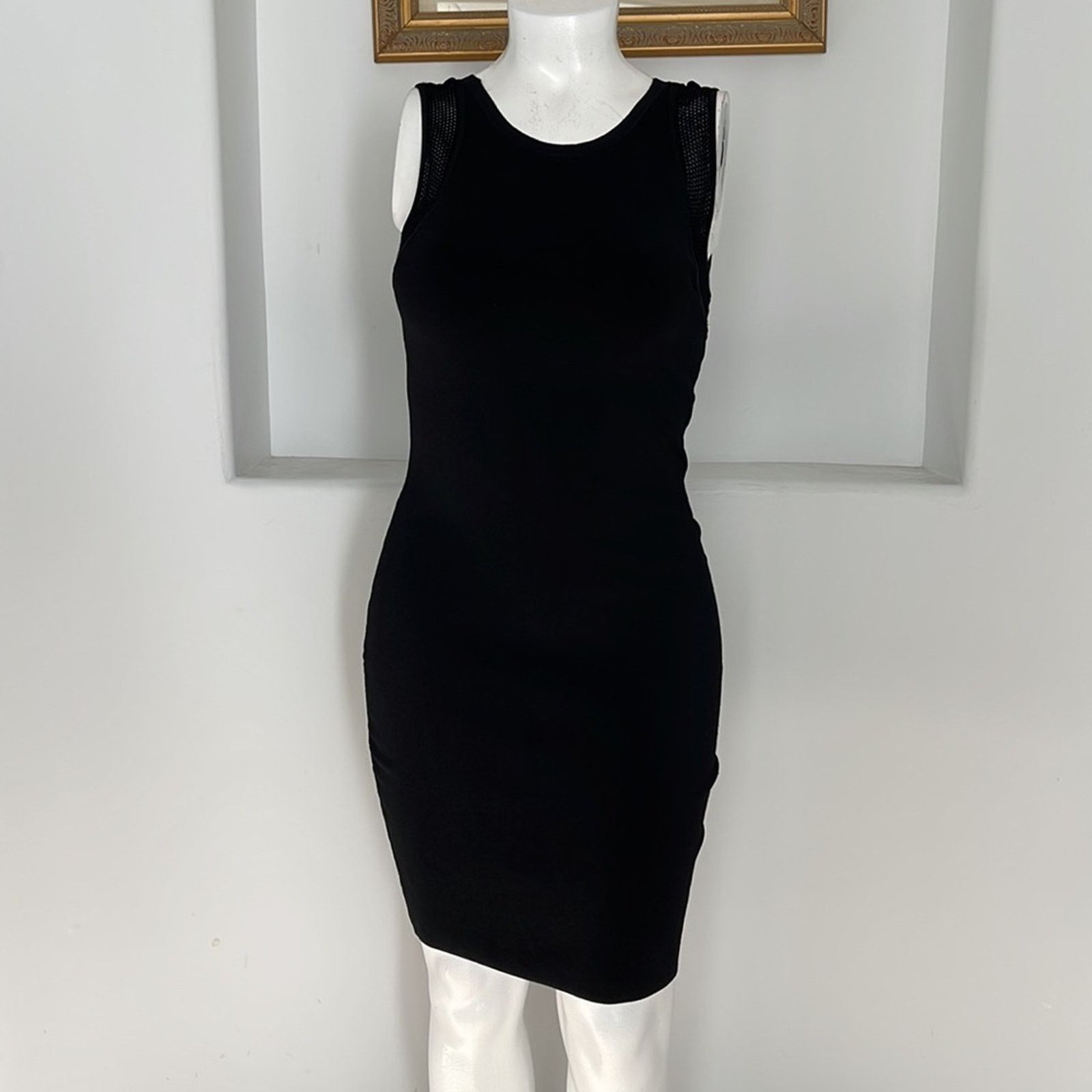 Diane von Furstenberg Diana Von Furstenberg “Moscow” Black Mini Bodycon Dress L Size L / US 10 / IT 46 - 13 Thumbnail