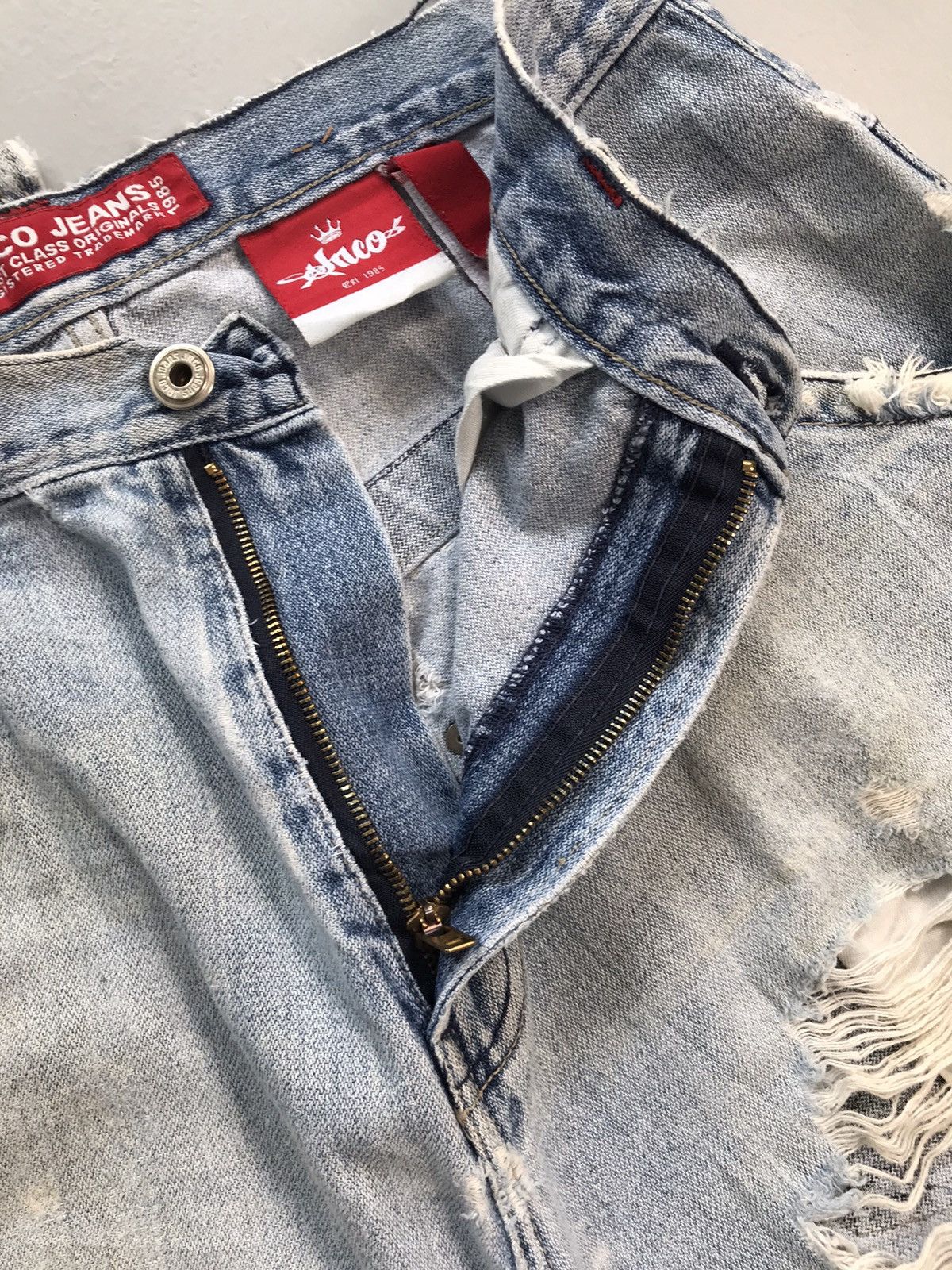 JNCO Vintage Jnco embroidered distressed jort Size US 34 / EU 50 - 7 Thumbnail