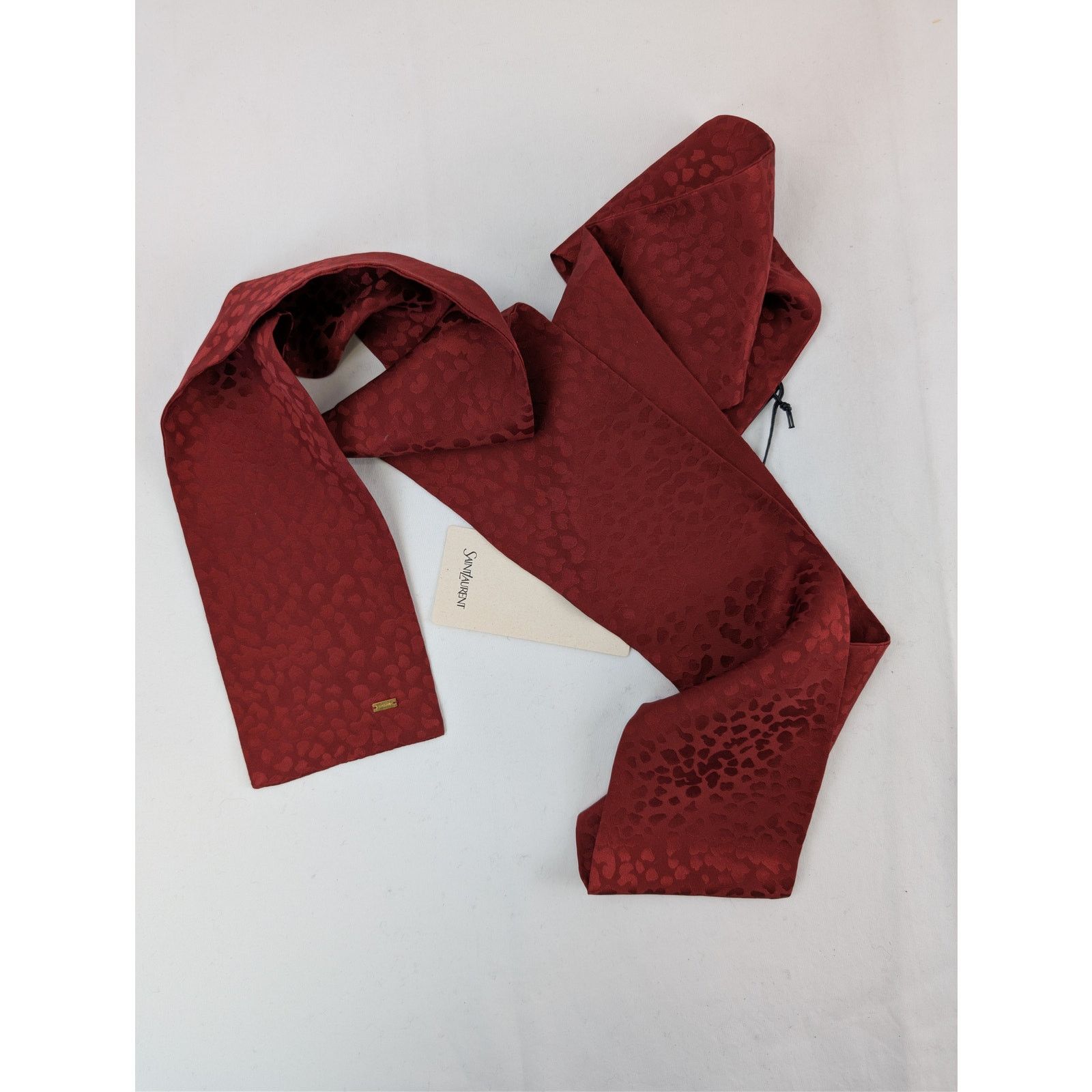 Saint Laurent Paris o1rshd1 Size: OS / Lavalliere Leopard Satin Scarf in Red Size ONE SIZE - 10 Thumbnail