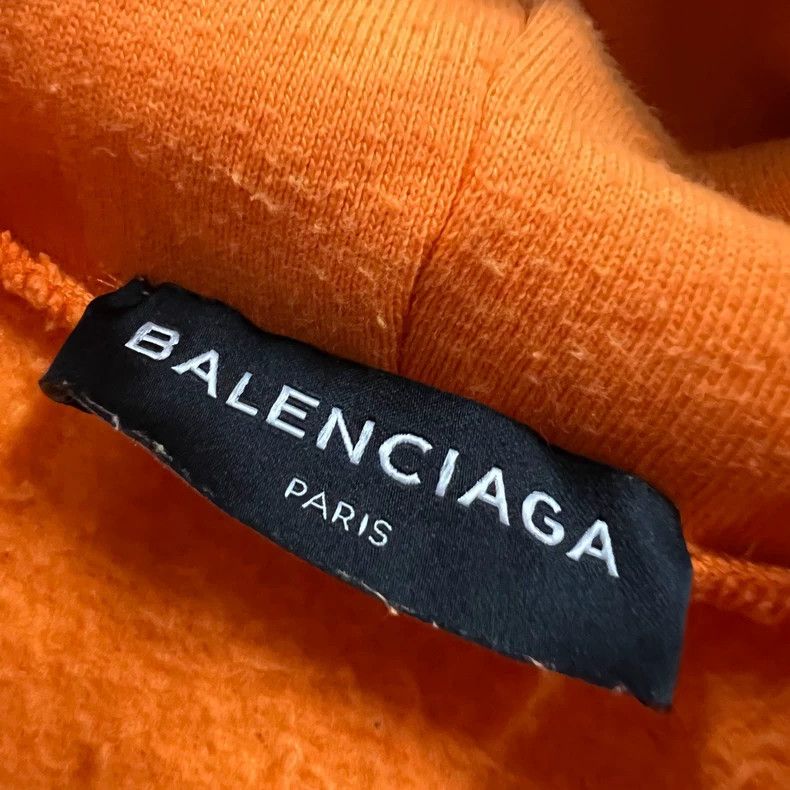 Balenciaga Balenciaga Contrasting Logo Printed Hoodie Size US M / EU 48-50 / 2 - 4 Thumbnail
