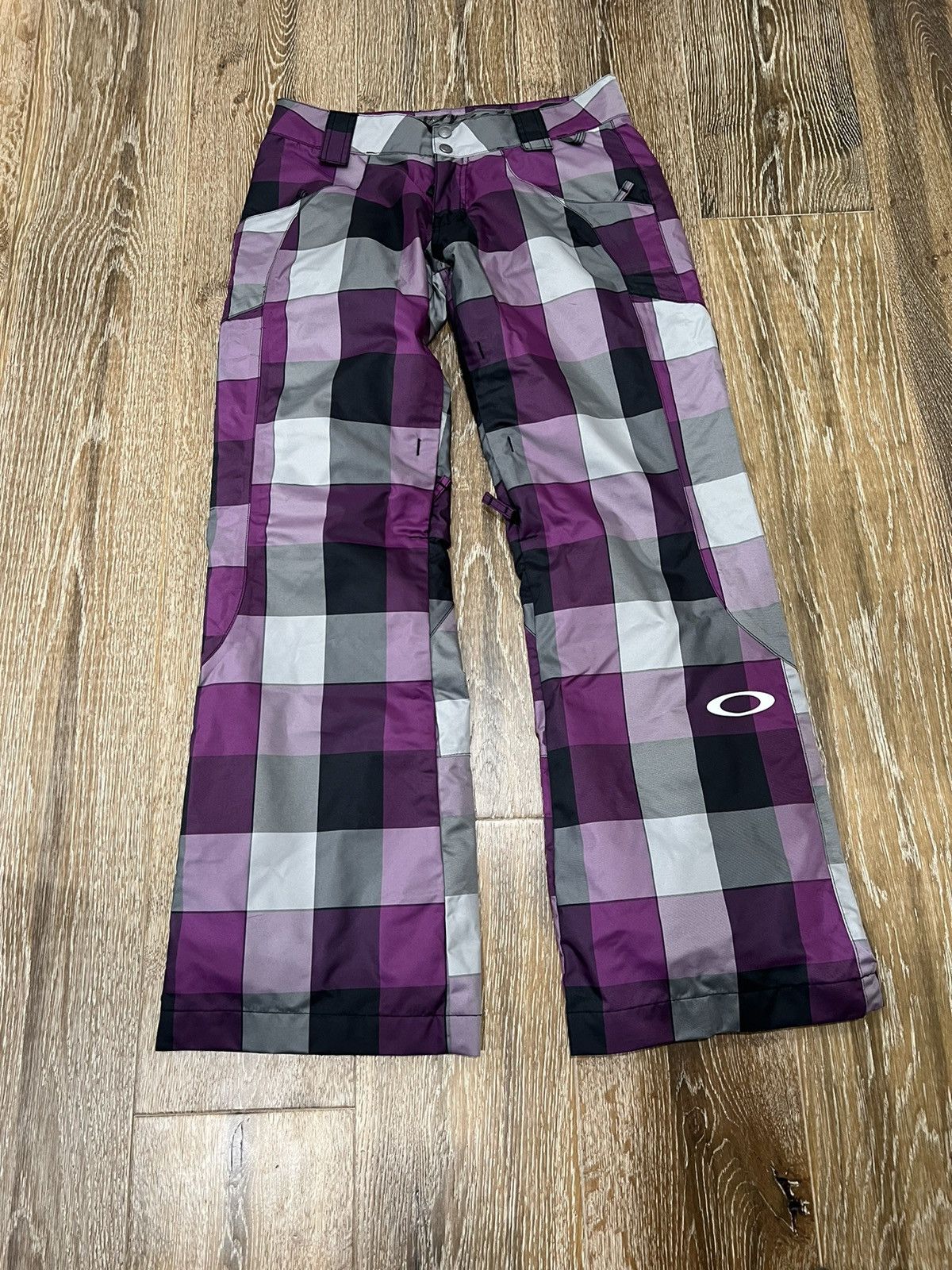 Oakley Oakley plaid snowboard pants Size 30" / US 8 / IT 44 - 1 Thumbnail